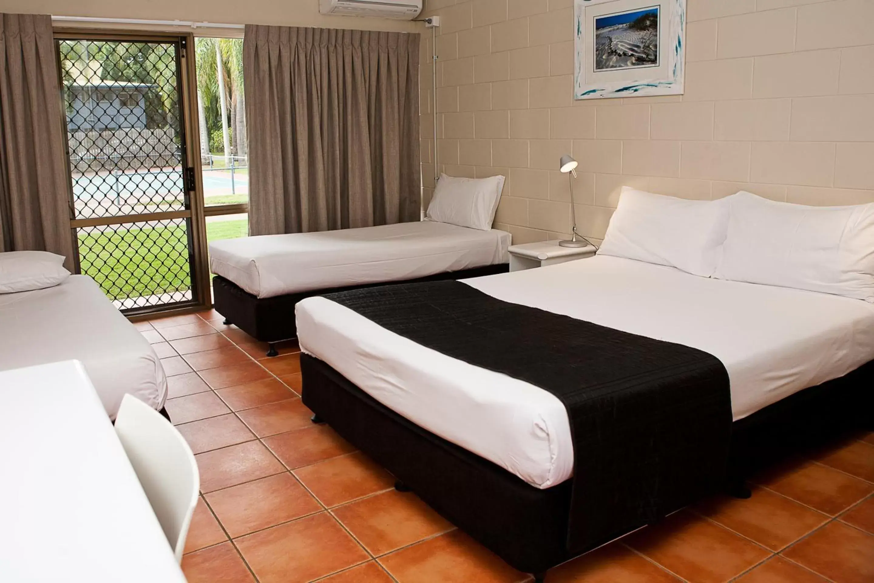 Bed in Kondari Hotel