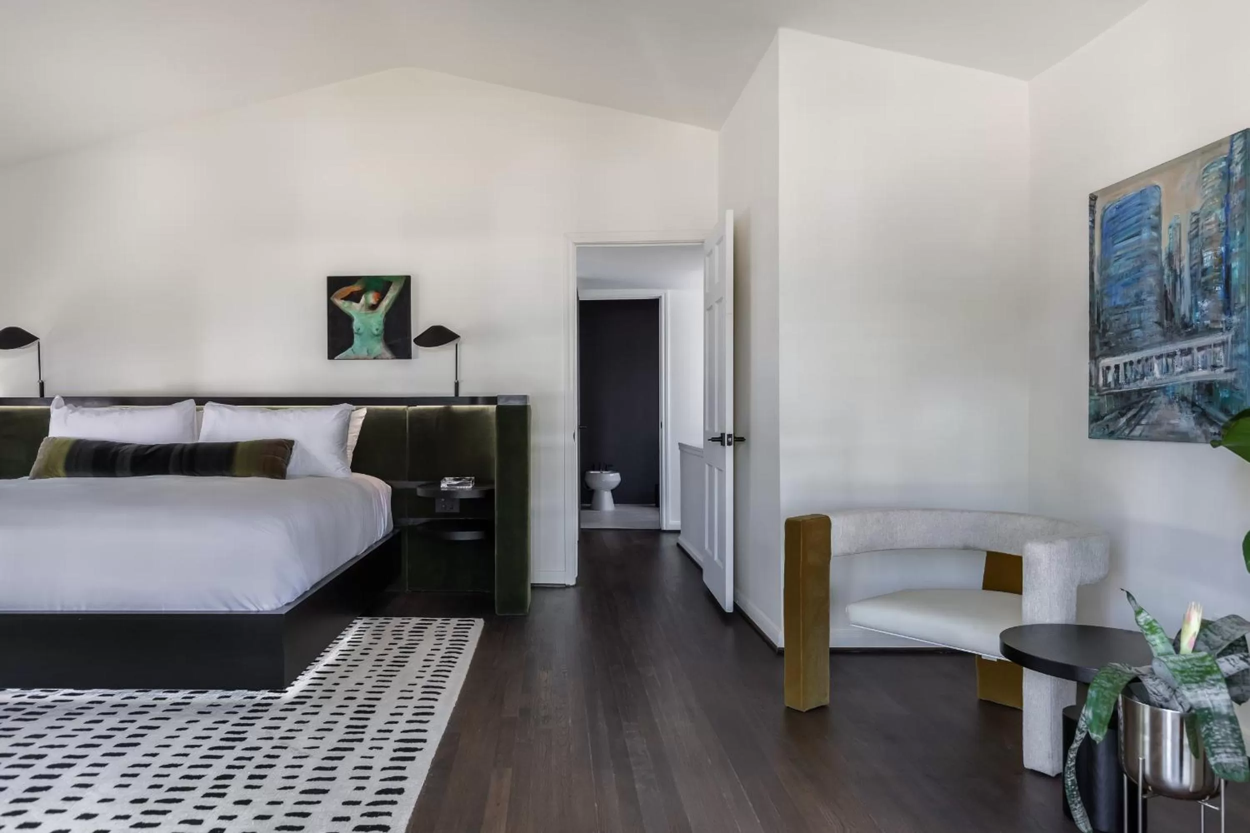 Bed in La Colombe d'Or Hotel