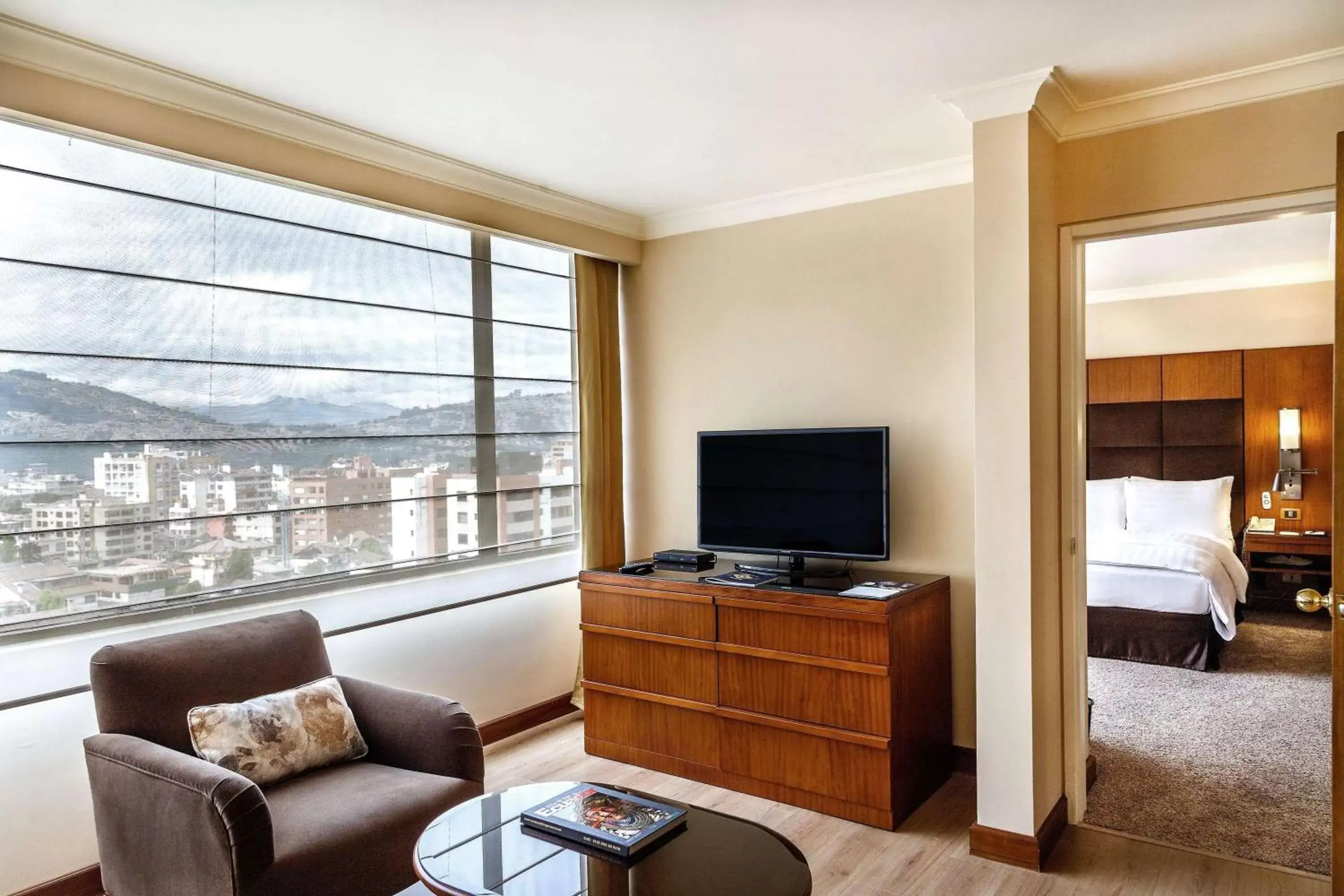 Photo of the whole room, TV/Entertainment Center in Swissotel Quito