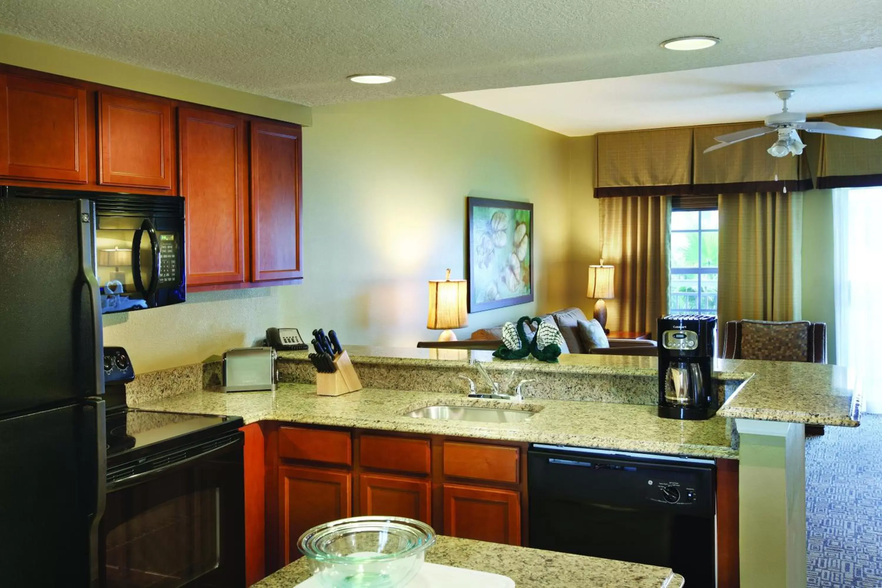 Kitchen or kitchenette, Kitchen/Kitchenette in Club Wyndham Cypress Palms