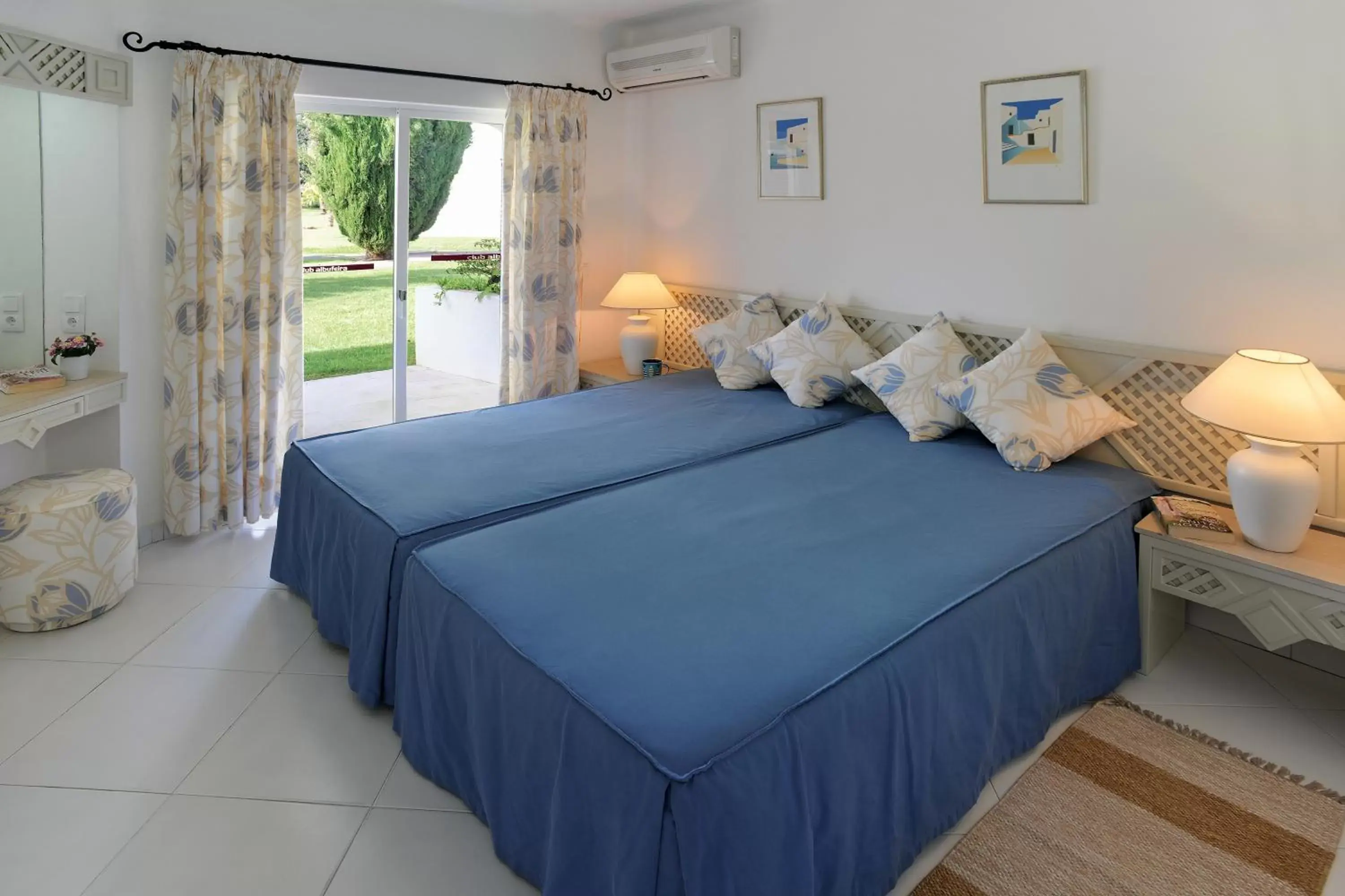 Bed in Clube Albufeira Garden Village