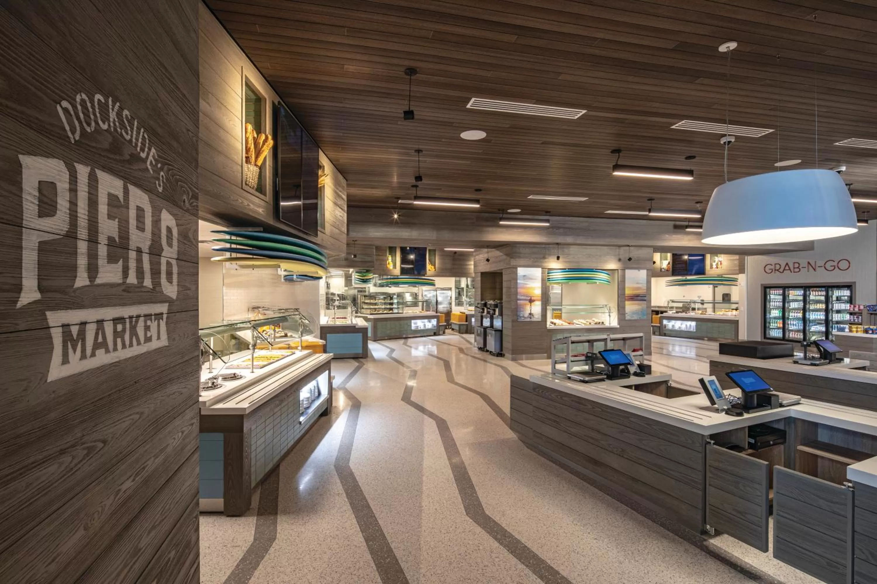 Restaurant/places to eat in Universal’s Endless Summer Resort – Dockside Inn and Suites