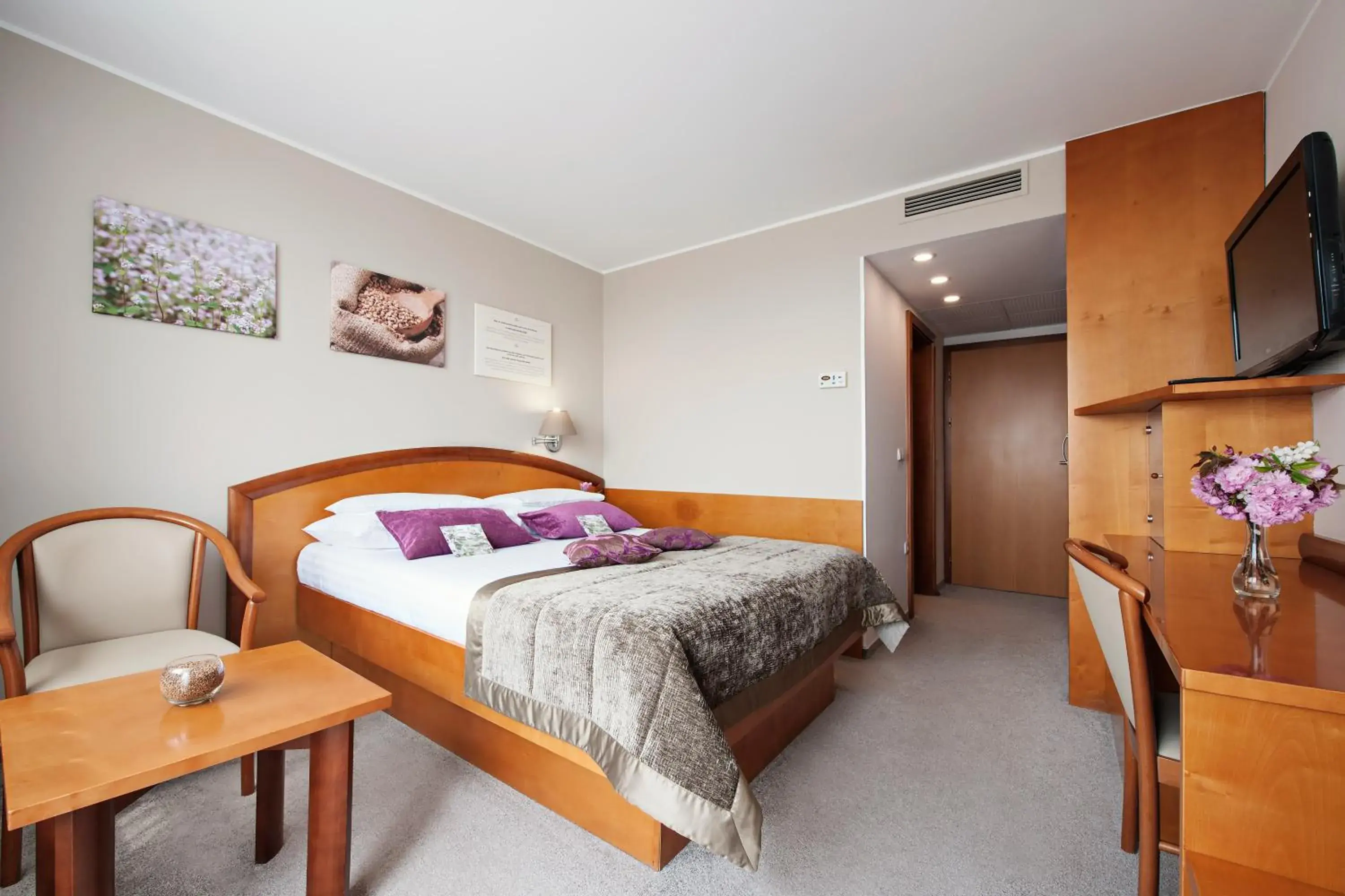Bed in Hotel Ajda - Terme 3000 - Sava Hotels & Resorts