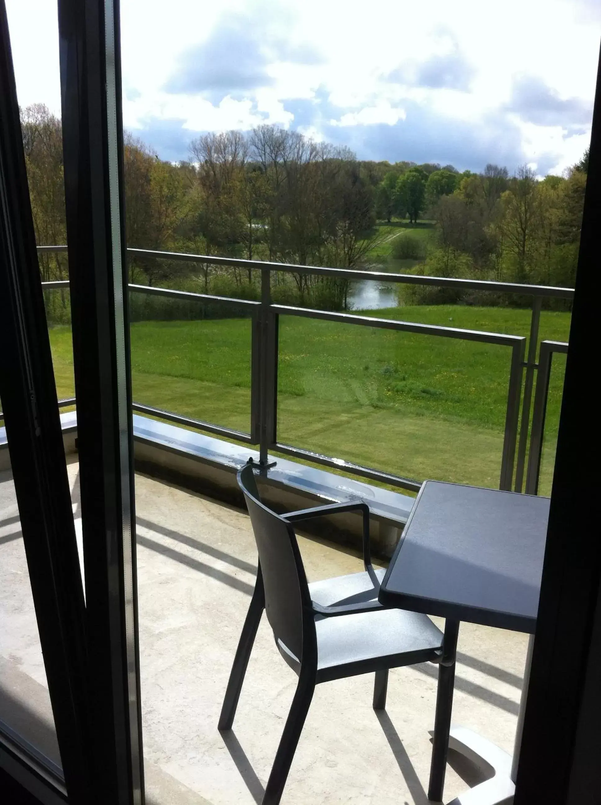 Balcony/Terrace in Hotel - Restaurant La Claire Forêt