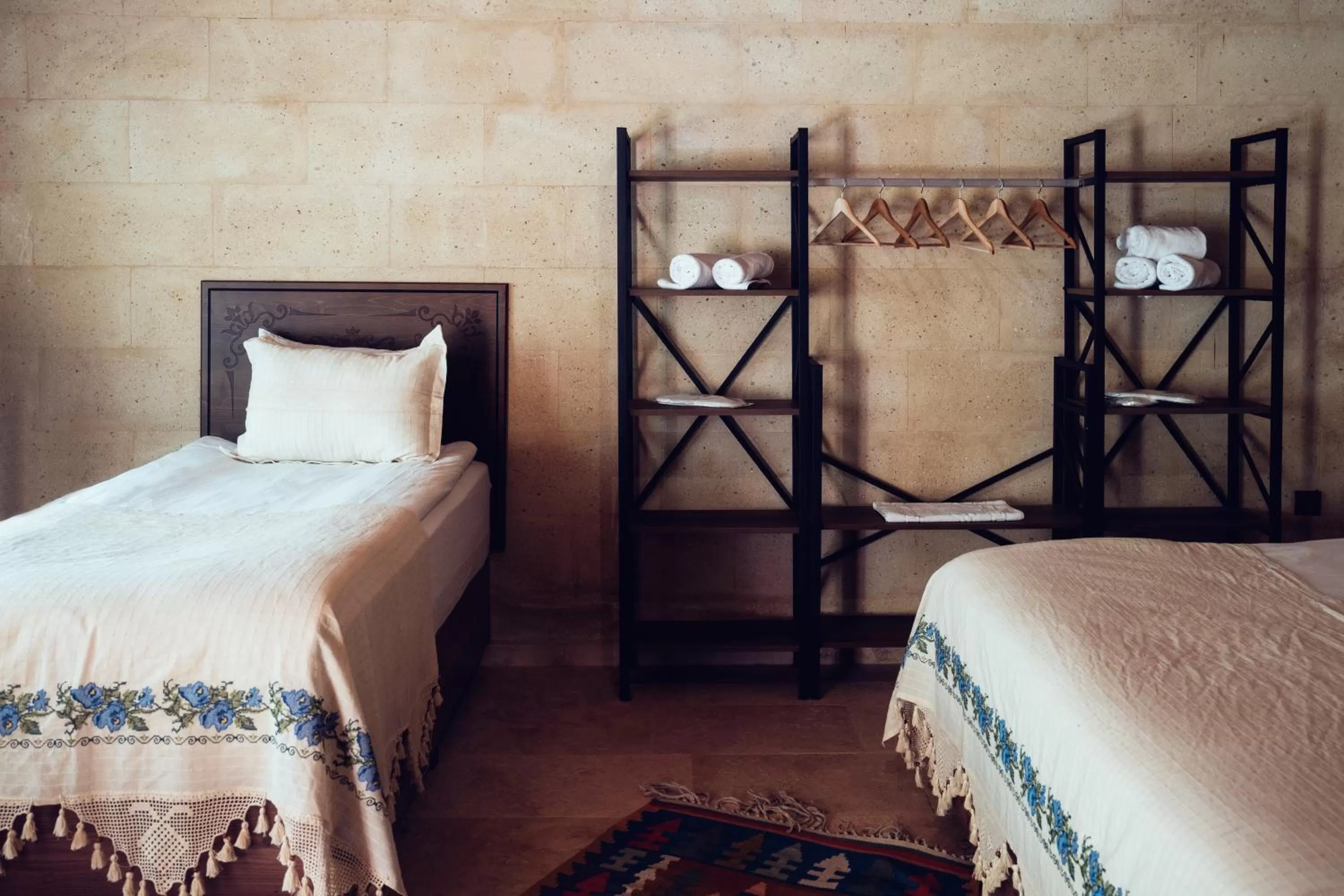 Bed in Azalea Terrace Cave Hotel