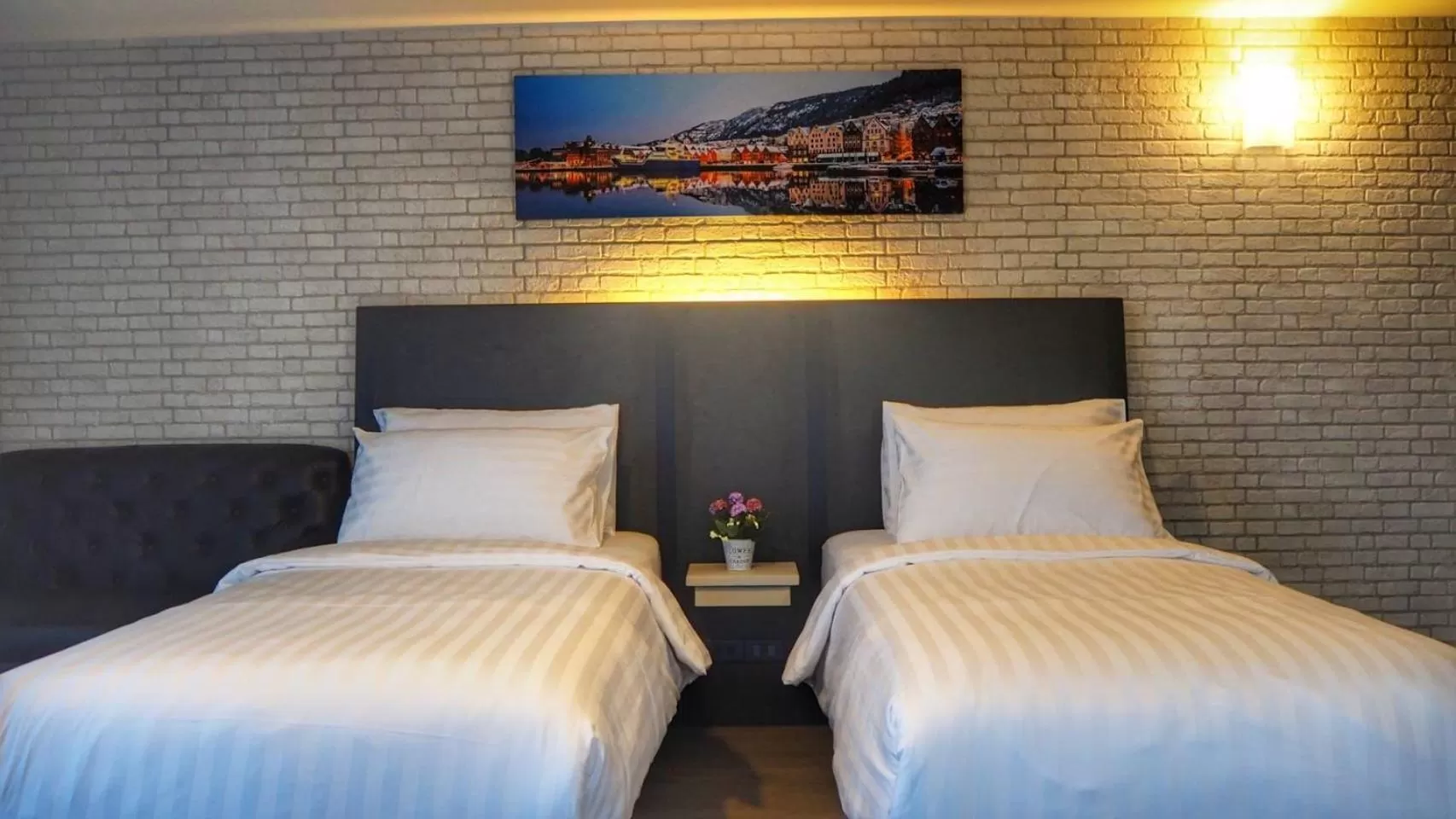 Bed in BB Glass House