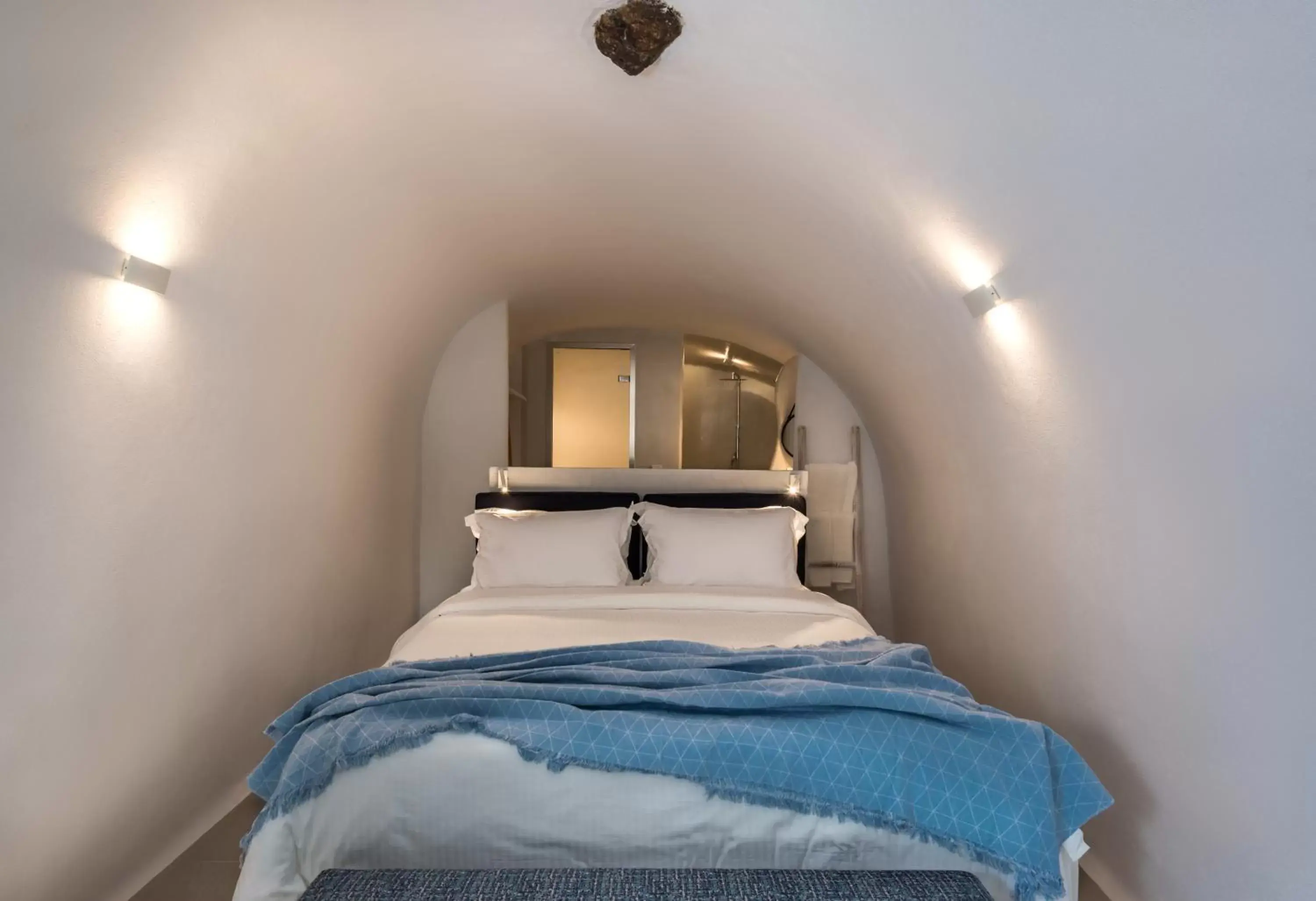 Bed in Nefeles Luxury Suites