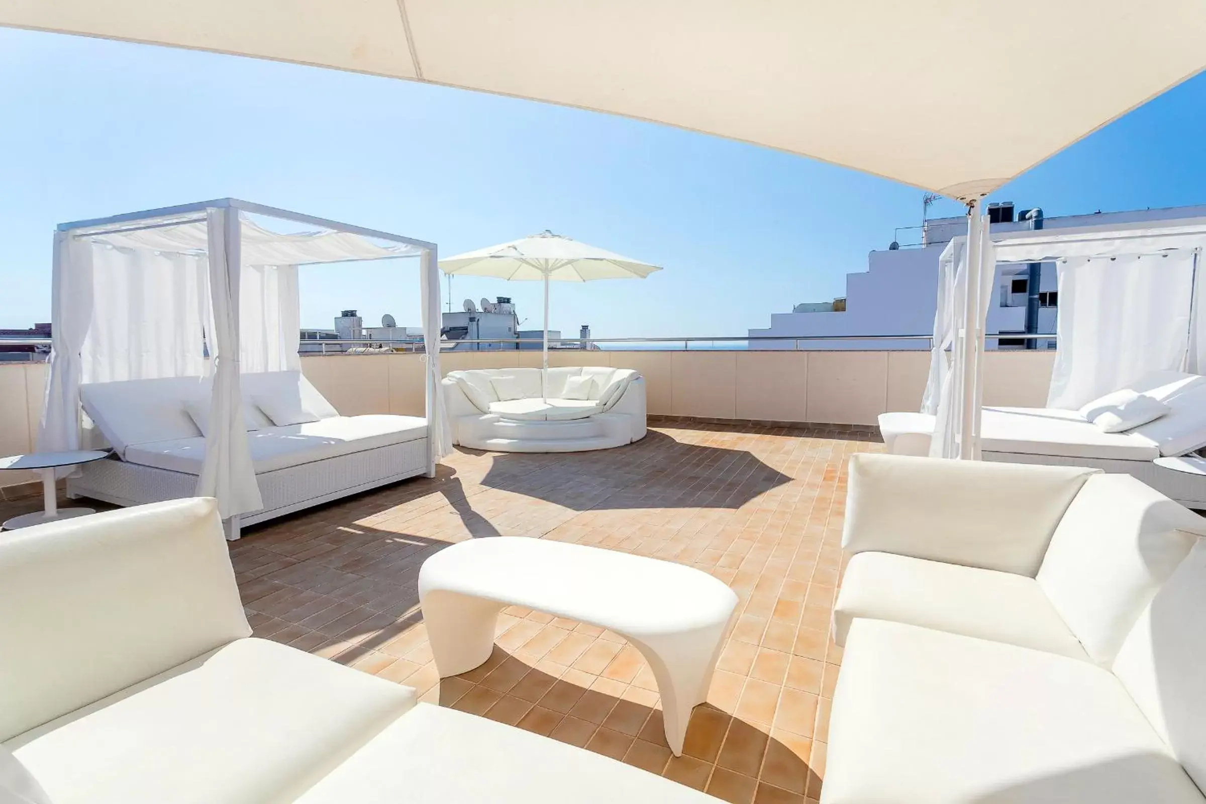 Balcony/Terrace in Aparthotel Duquesa Playa