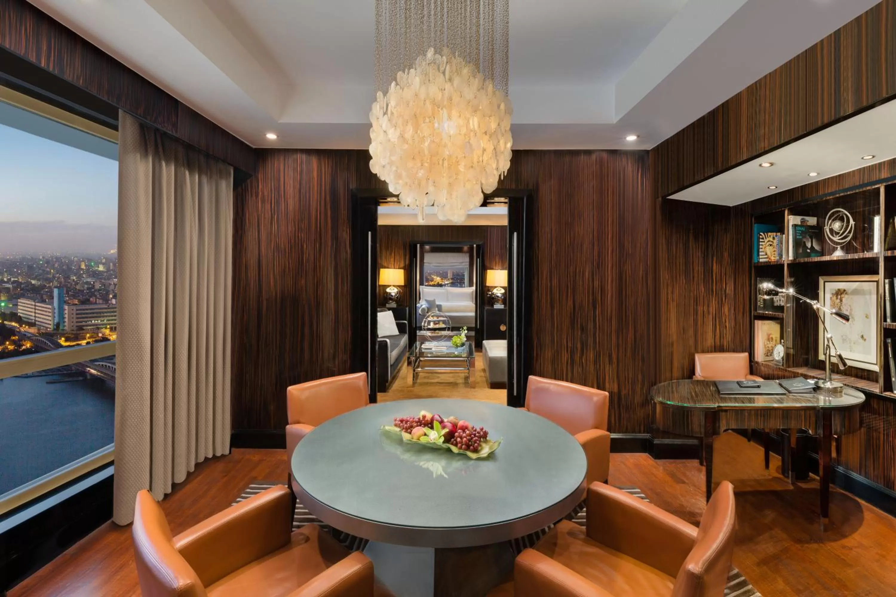 Dining area in Fairmont Nile City