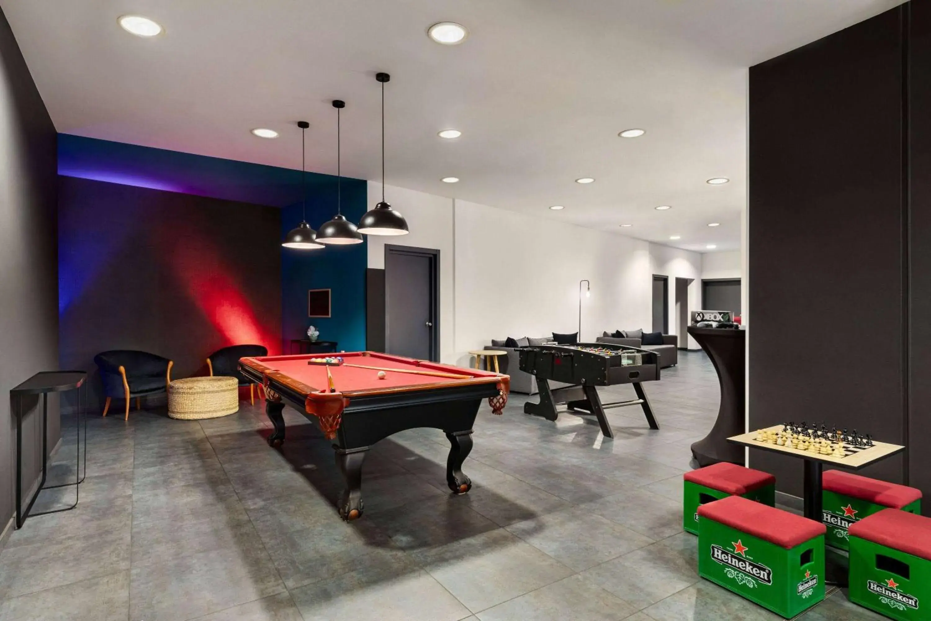 Billiard, Billiards in Vienna House Easy By Wyndham Airport Bucharest