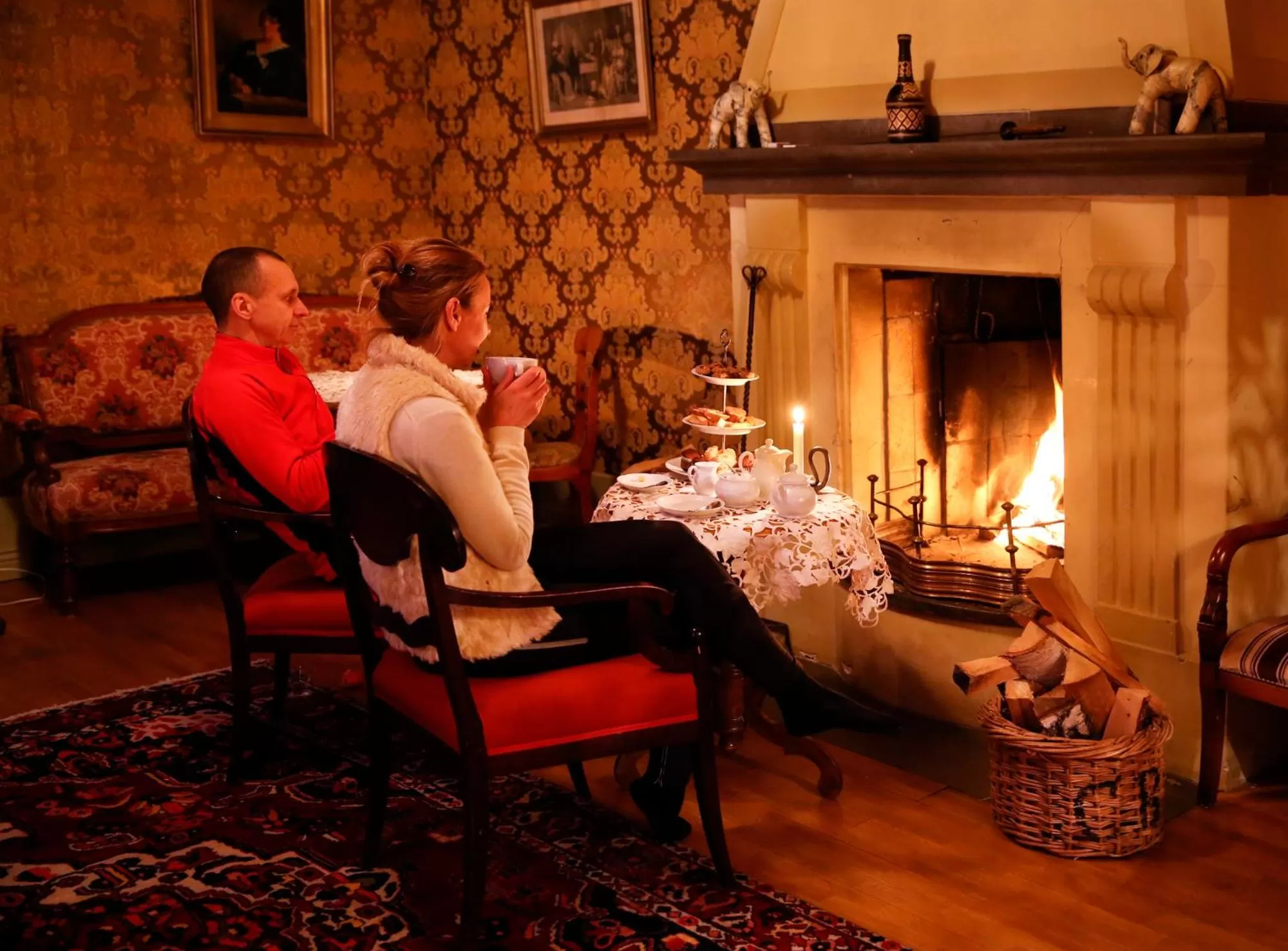 People in Sikfors Herrgård