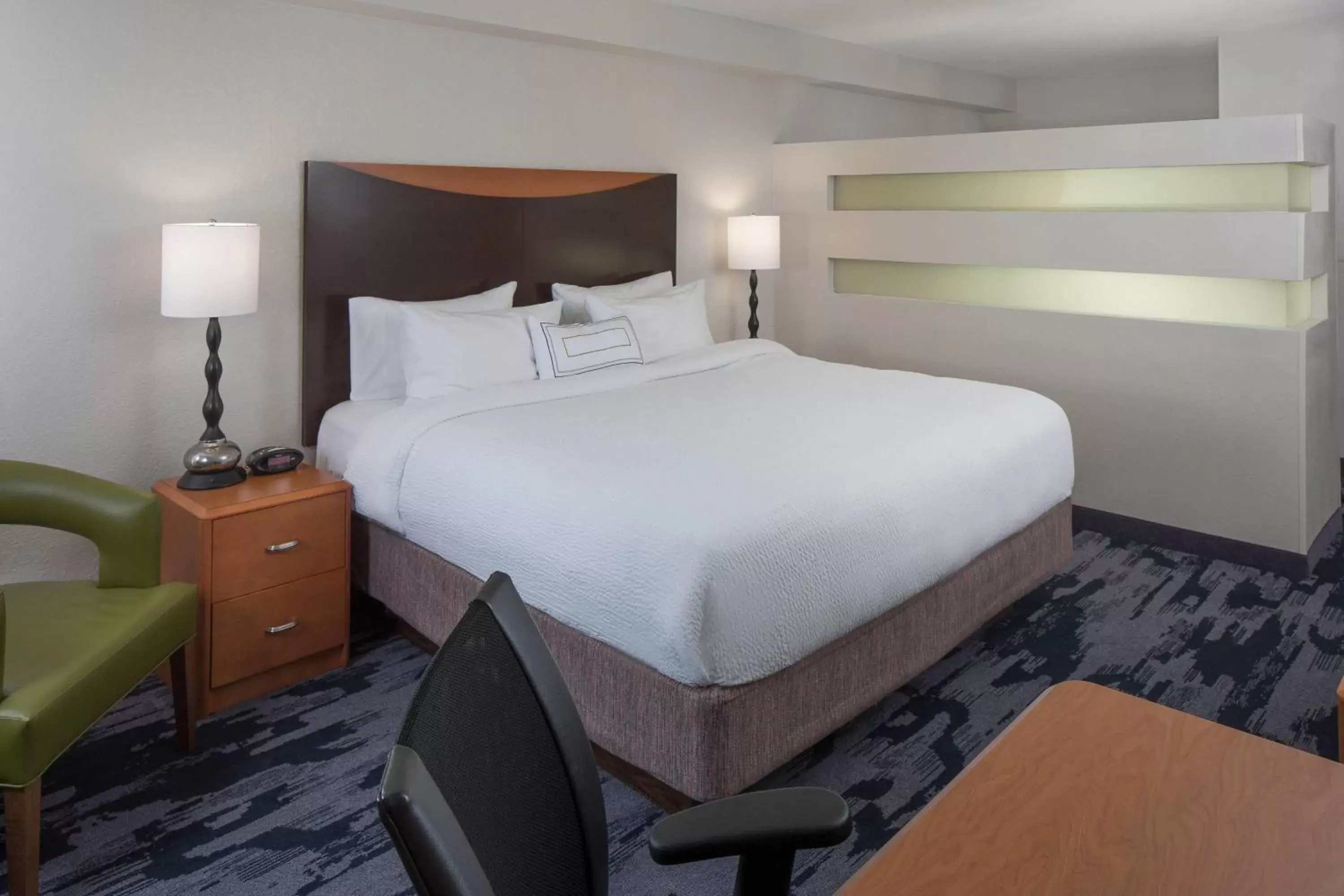 Bedroom, Bed in Fairfield Inn & Suites by Marriott Orlando Lake Buena Vista