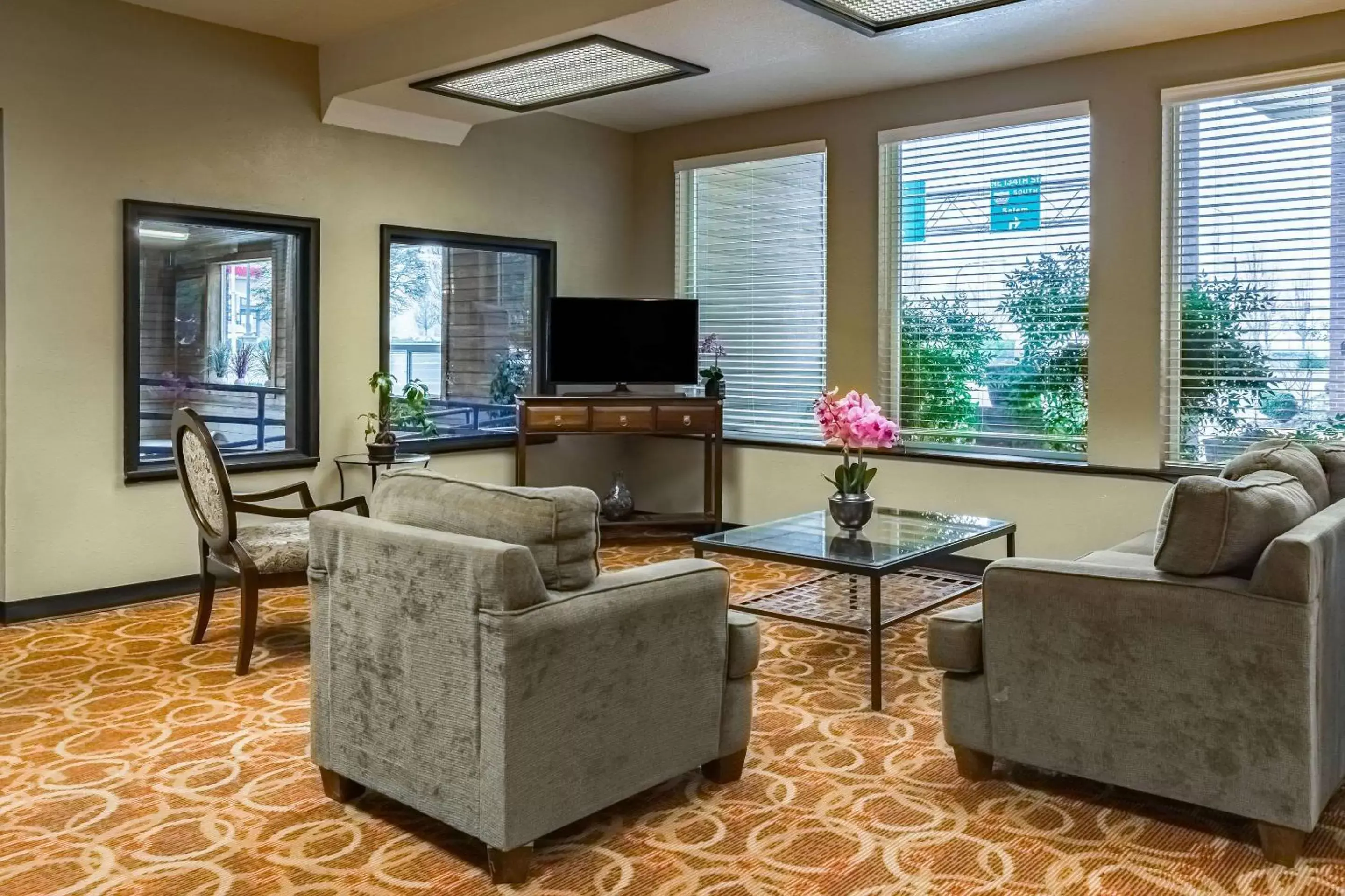 Lobby or reception, Seating Area in Quality Inn & Suites Vancouver North