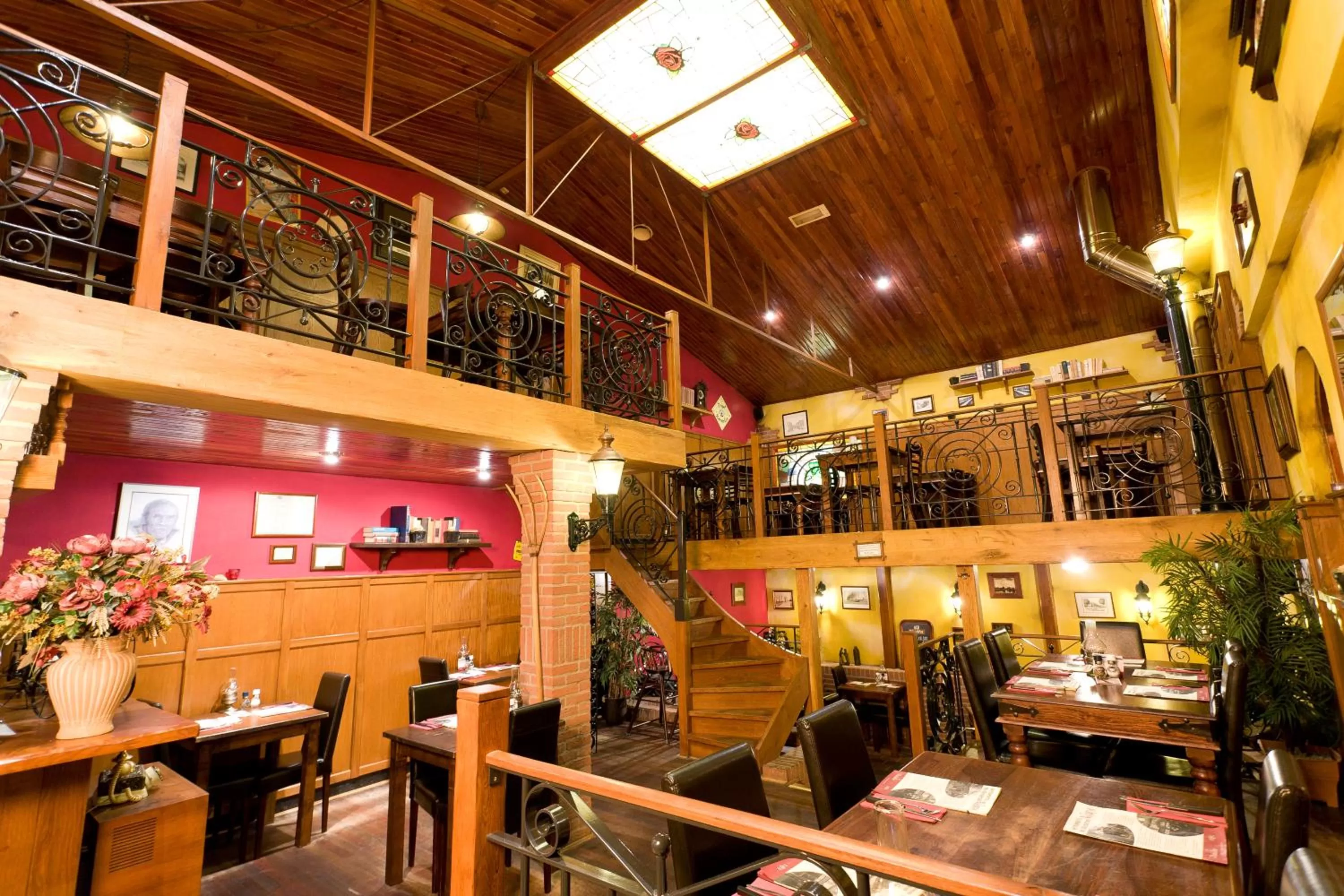 Restaurant/places to eat in Hotel Verhoeven