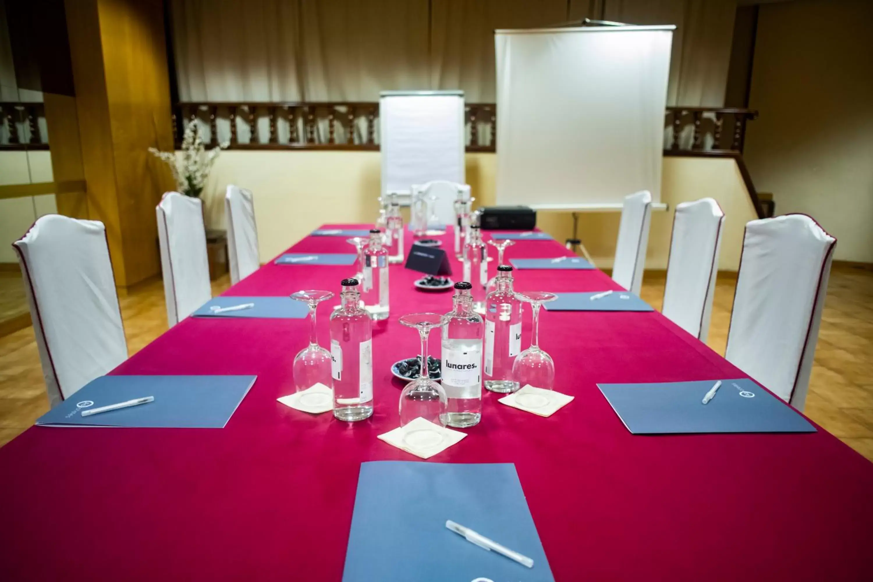 Meeting/conference room in Hotel Zaragoza Royal