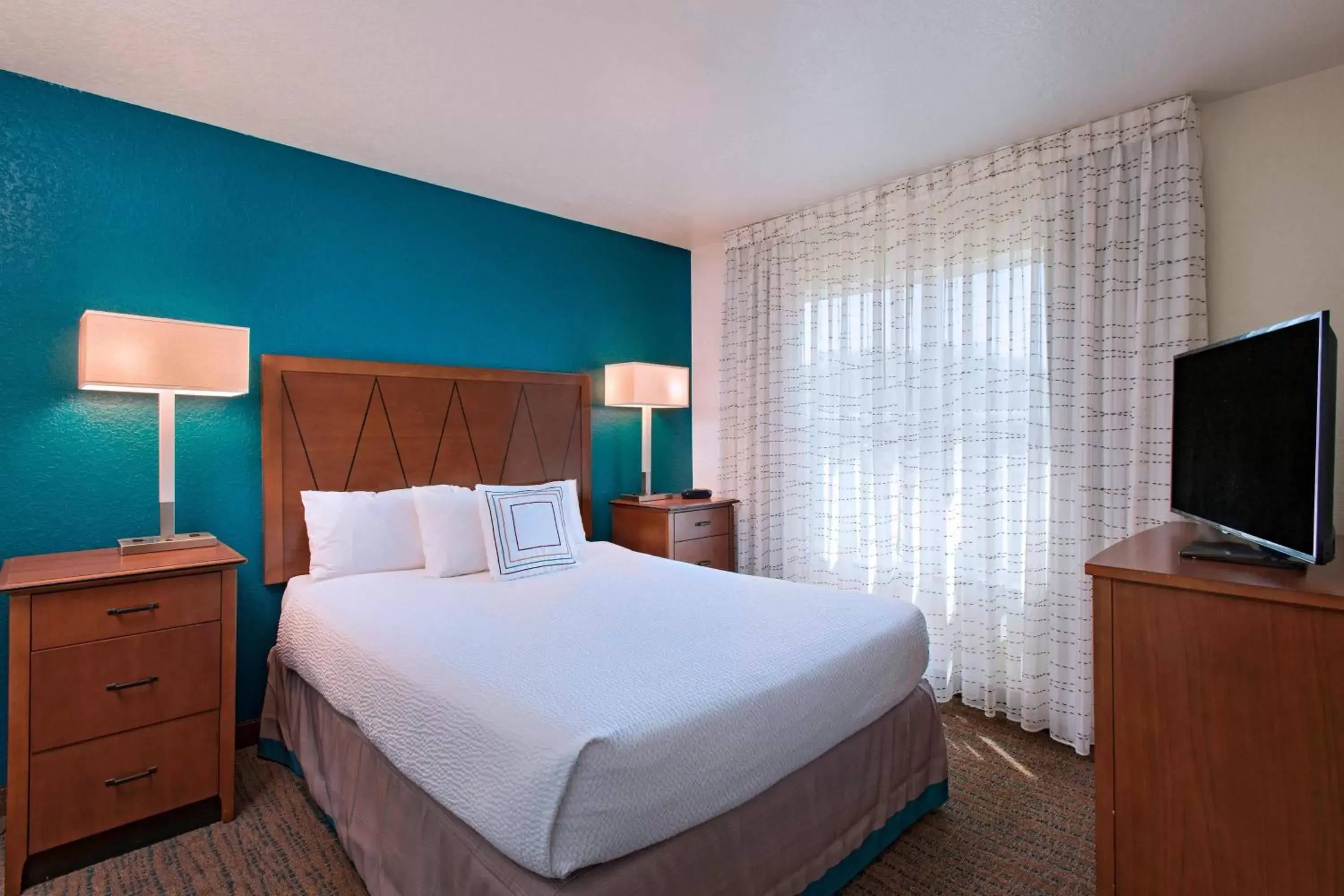 Bedroom, Bed in Residence Inn Columbia