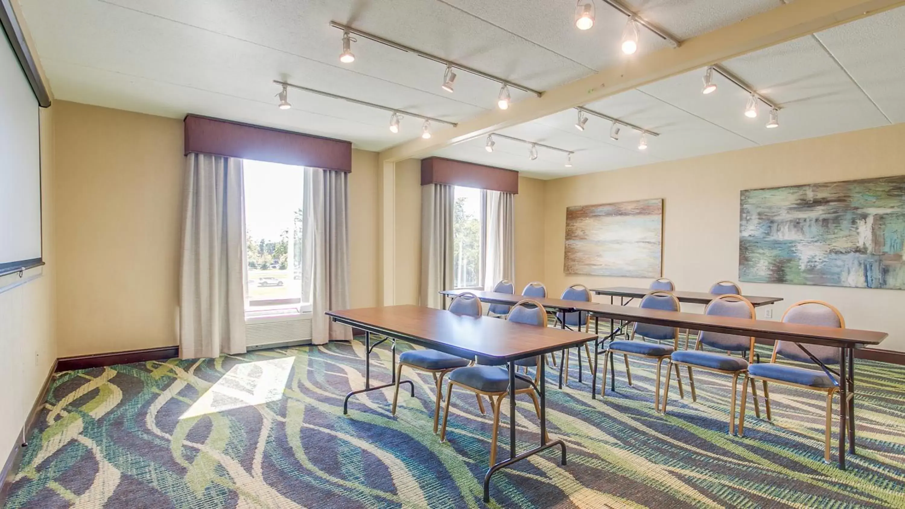 Meeting/conference room, Swimming Pool in Holiday Inn Express Hotel & Suites Midlothian Turnpike, an IHG Hotel