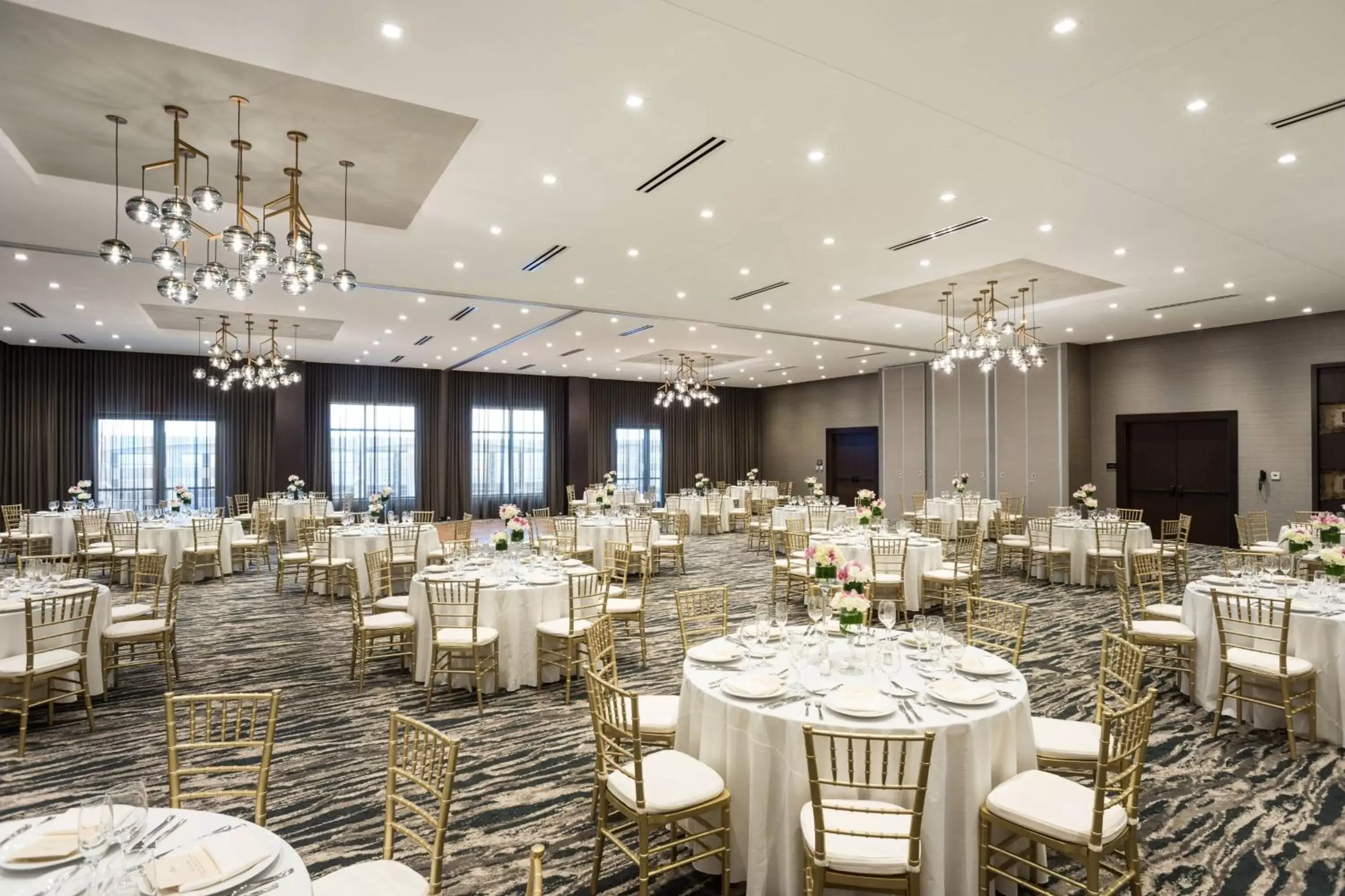 Banquet/Function facilities, Restaurant/Places to Eat in AC Hotel by Marriott Worcester