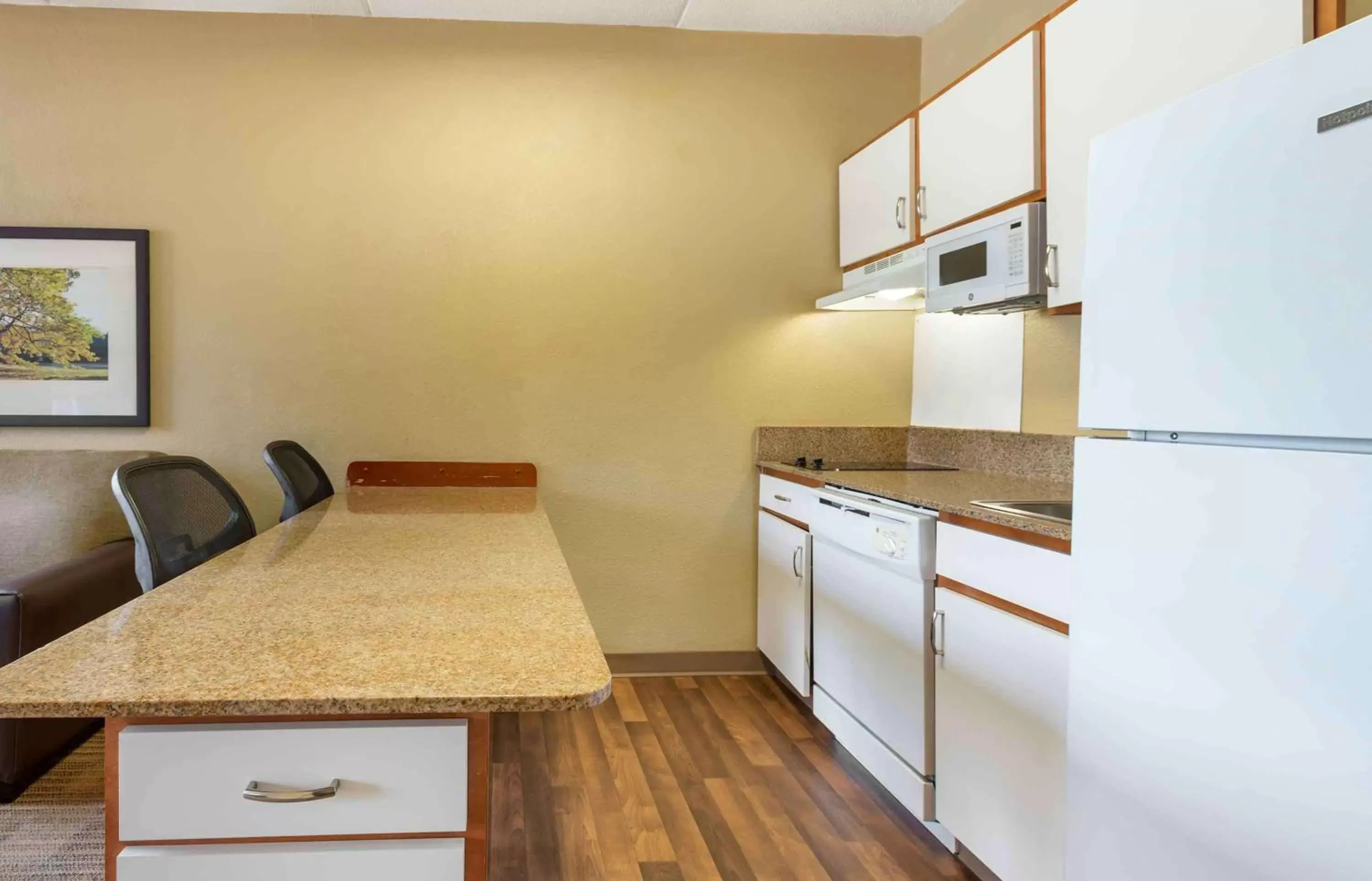 Bedroom, Kitchen/Kitchenette in Extended Stay America Suites - Secaucus - New York City Area