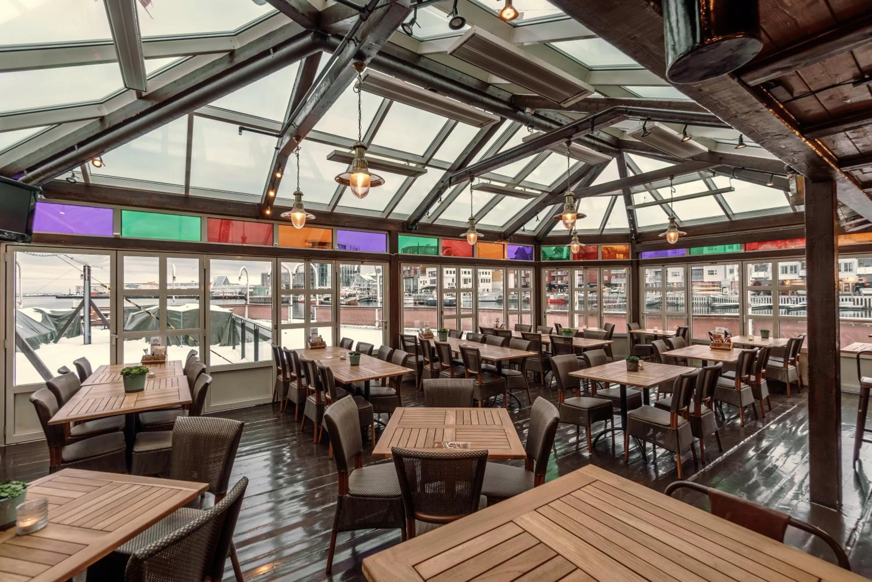 Restaurant/places to eat in Anker Brygge