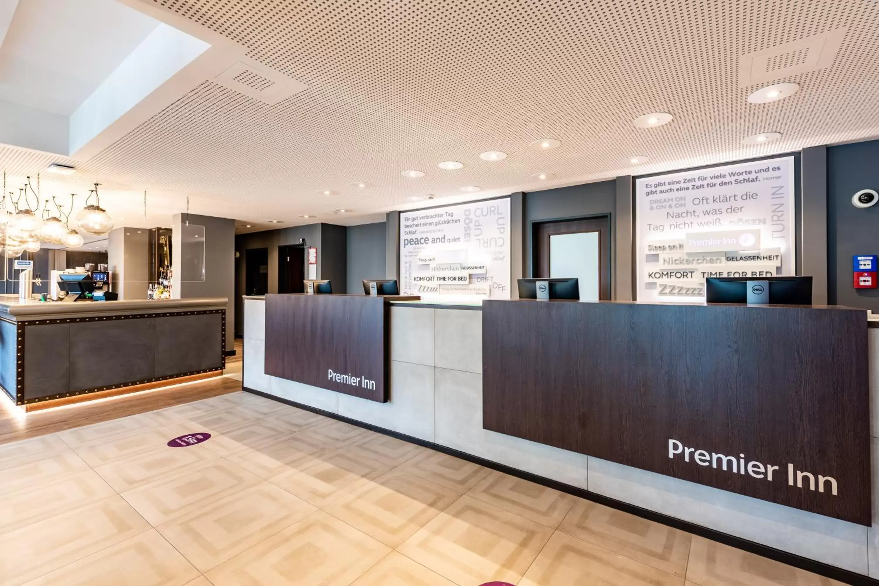 Lobby or reception, Lobby/Reception in Premier Inn München Airport Ost