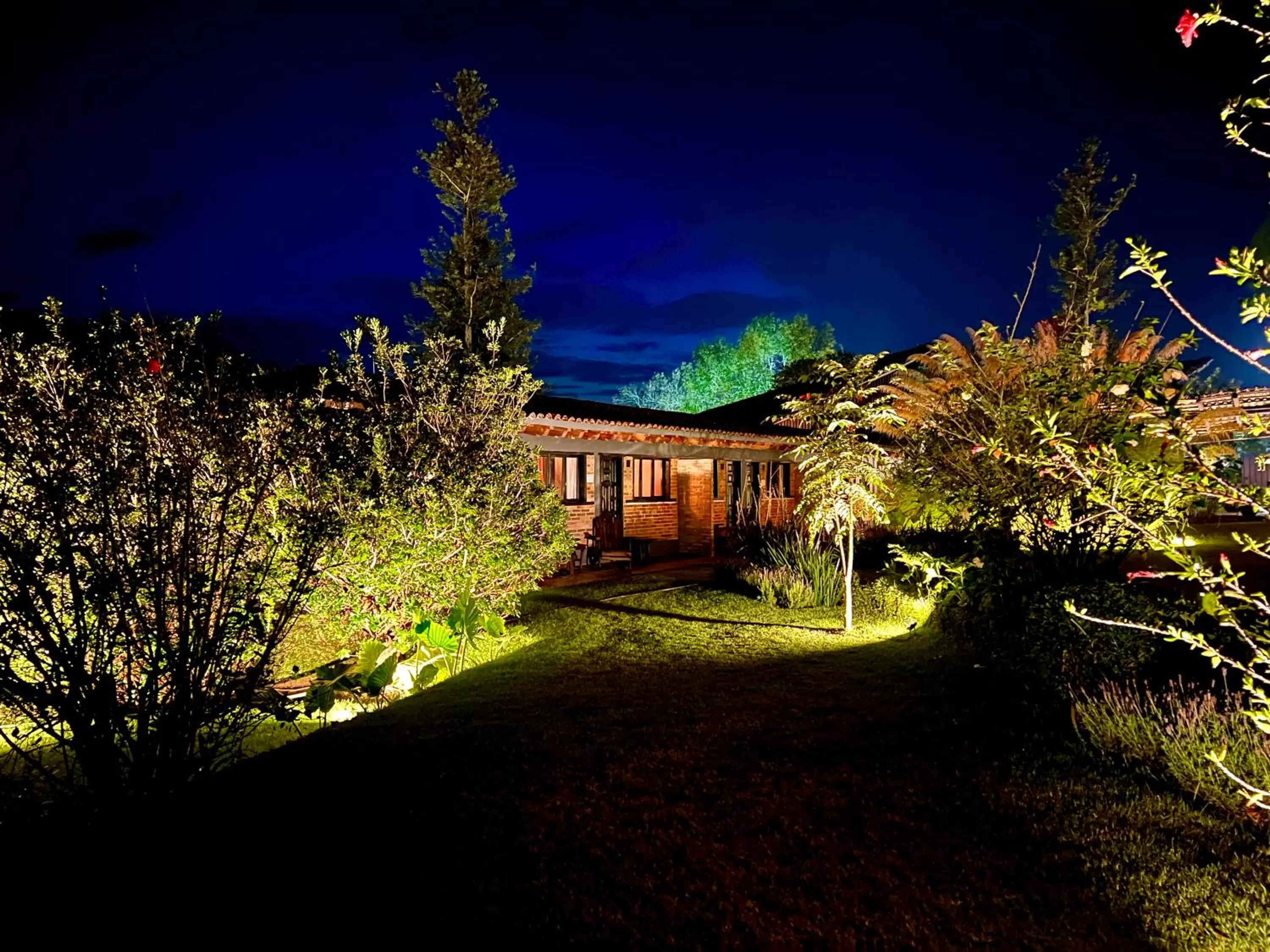 Property Building in San José Del Valle