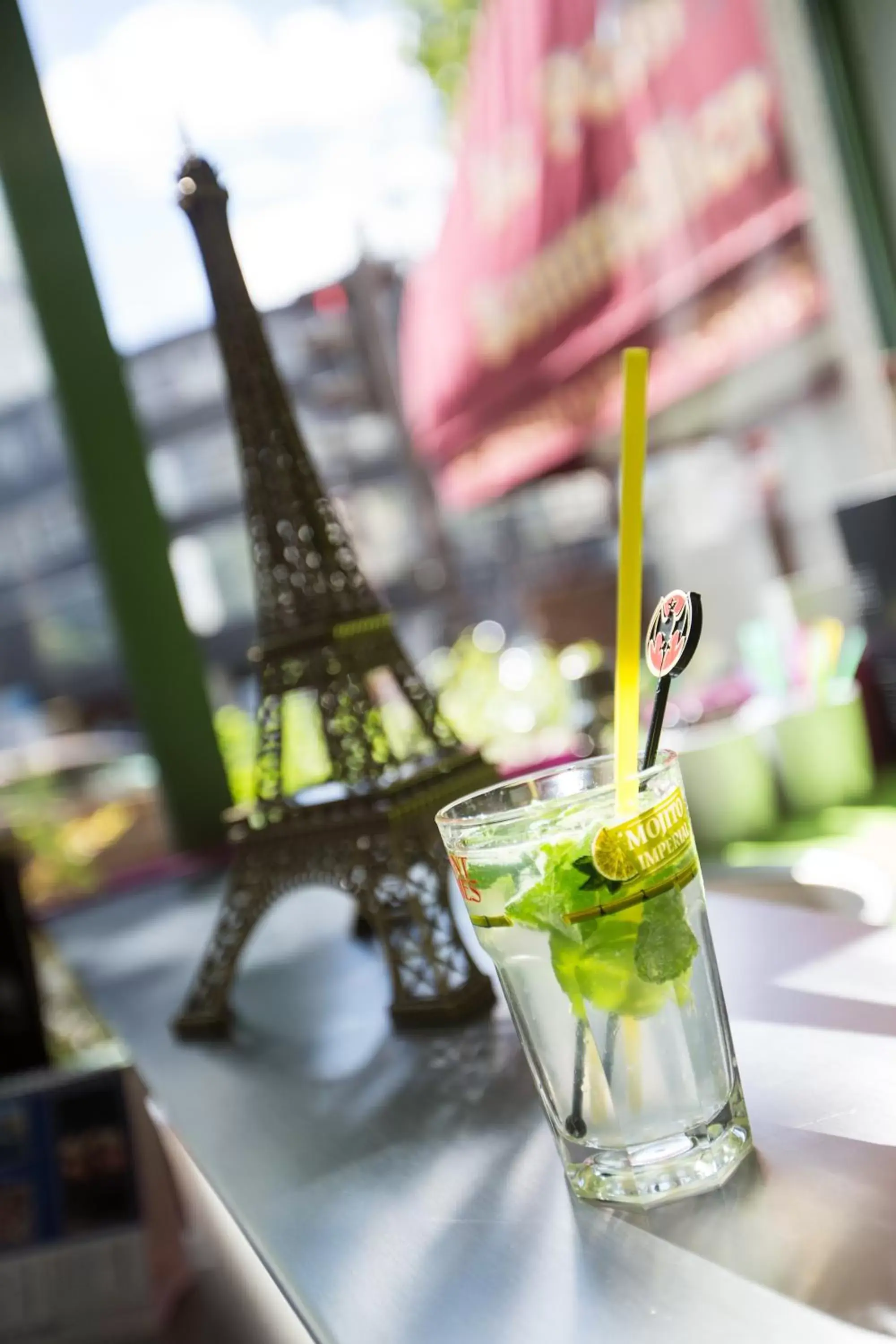 Alcoholic drinks in HOTEL DE PARIS MONTPARNASSE