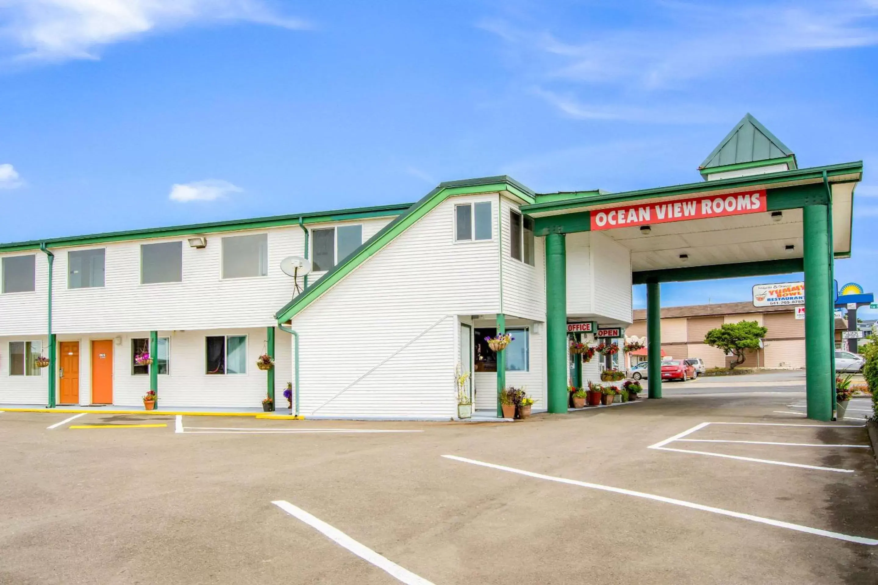 Property building in Econo Lodge Newport