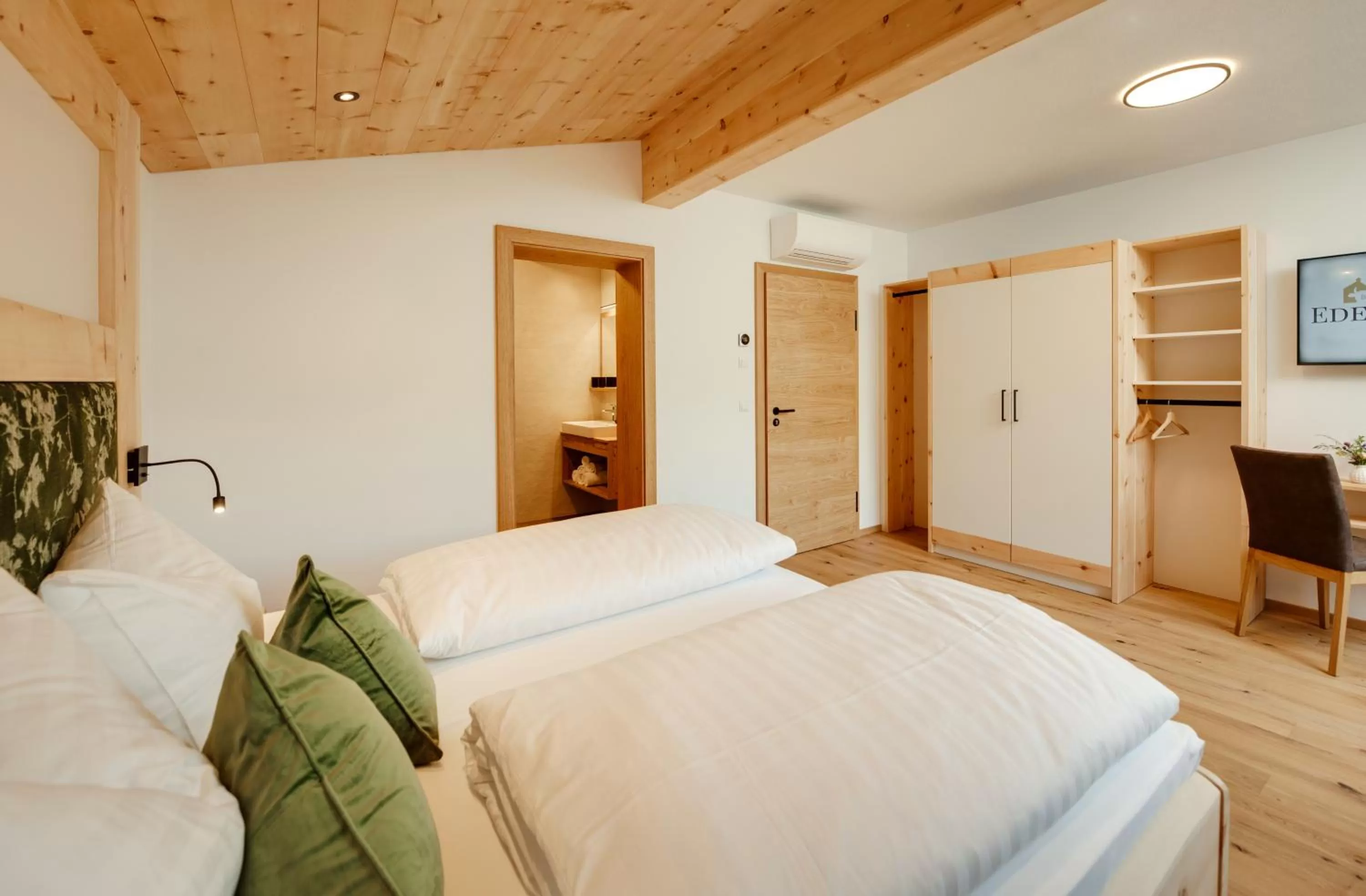 Bed in Edenhauserhof