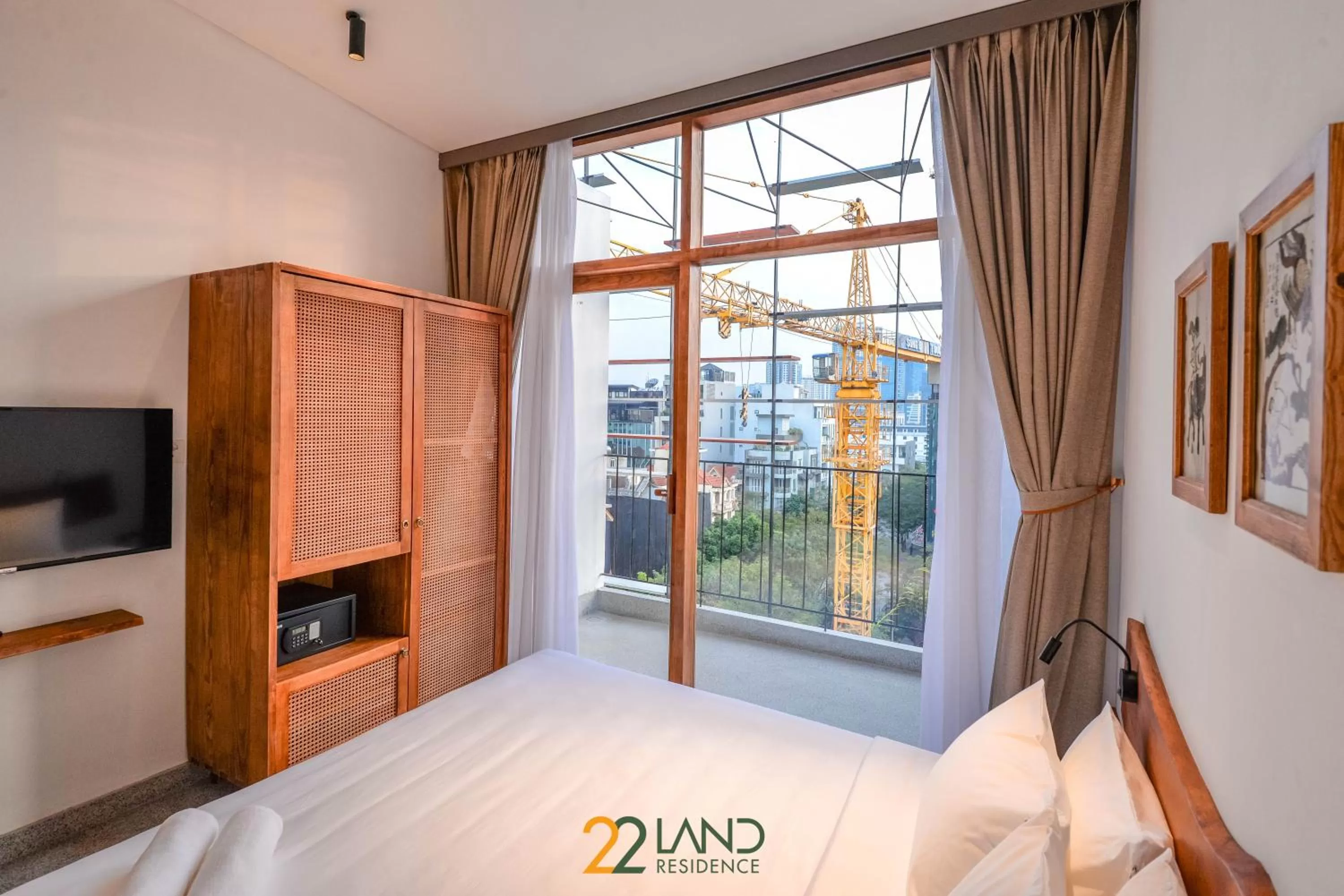 Property building, Bed in 22Land Hotel & Residence