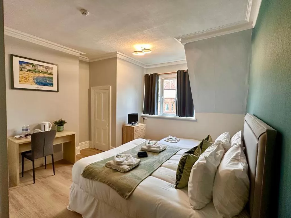 Bed in The Silver How