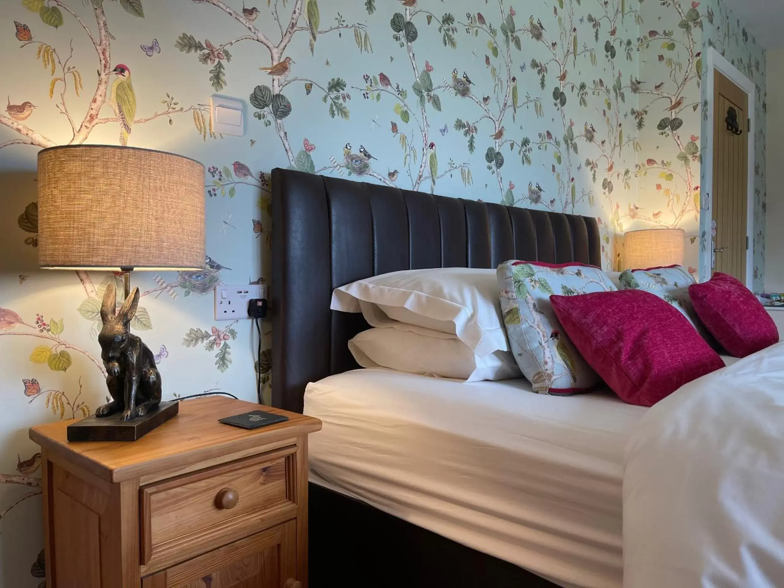 Bedroom, Bed in Lancasters Cottage