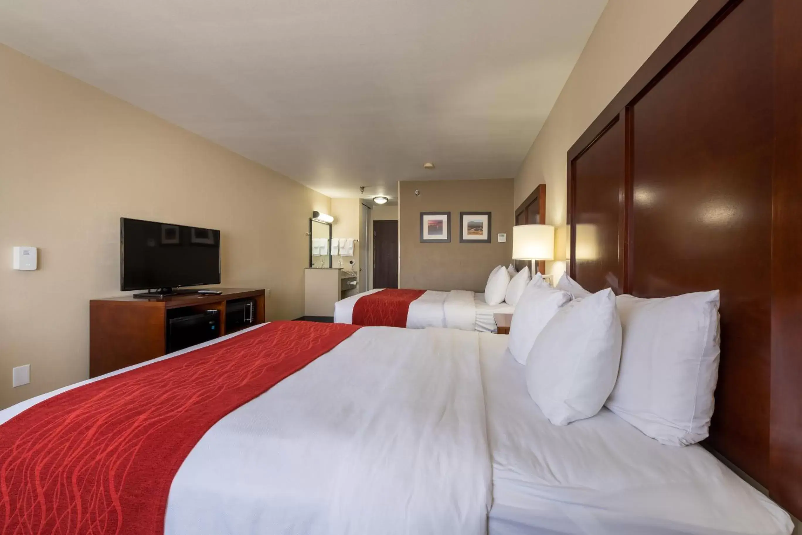 Bed in Comfort Inn & Suites Alamosa
