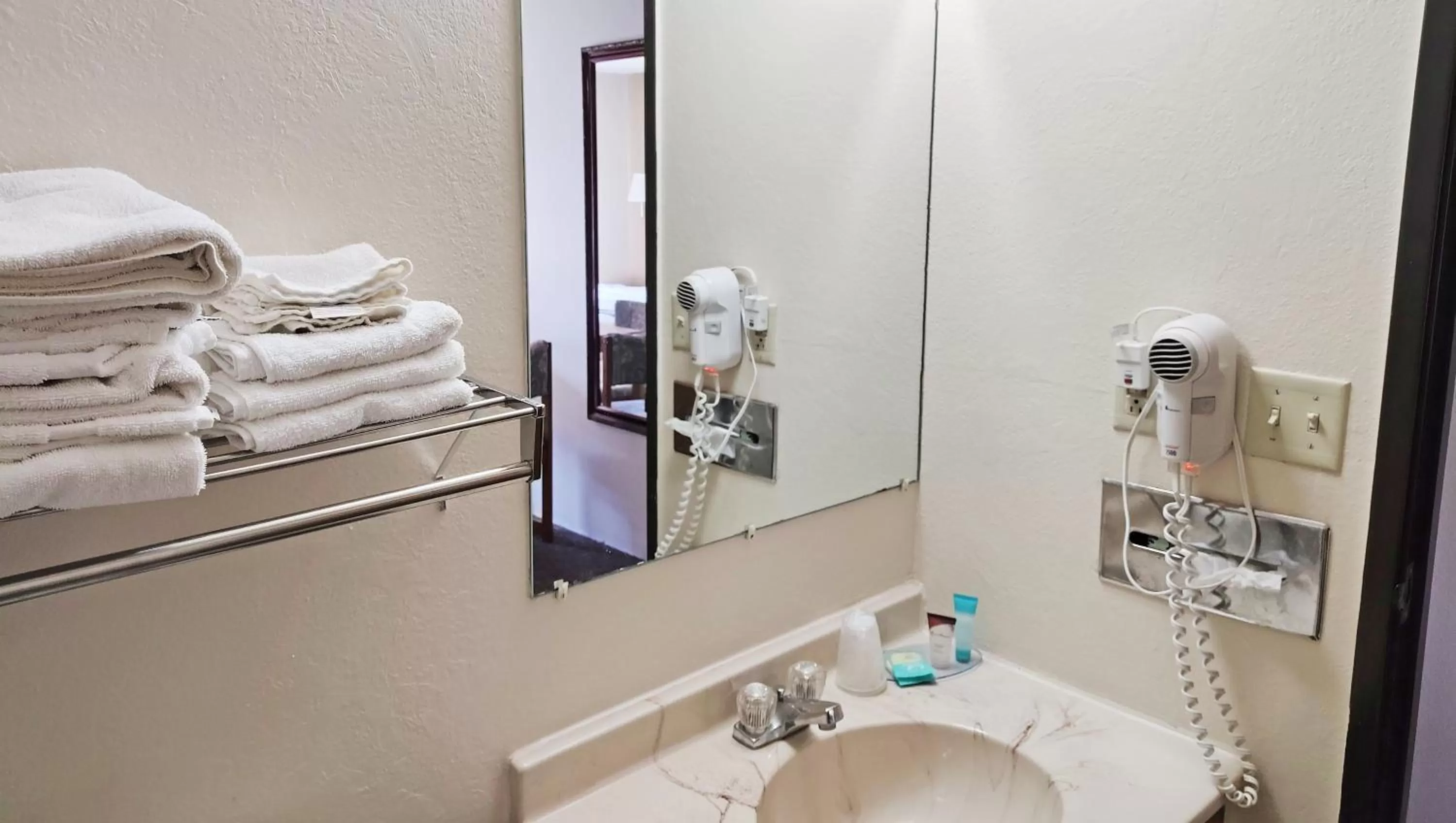 Bathroom in Magnuson Hotel Ironwood