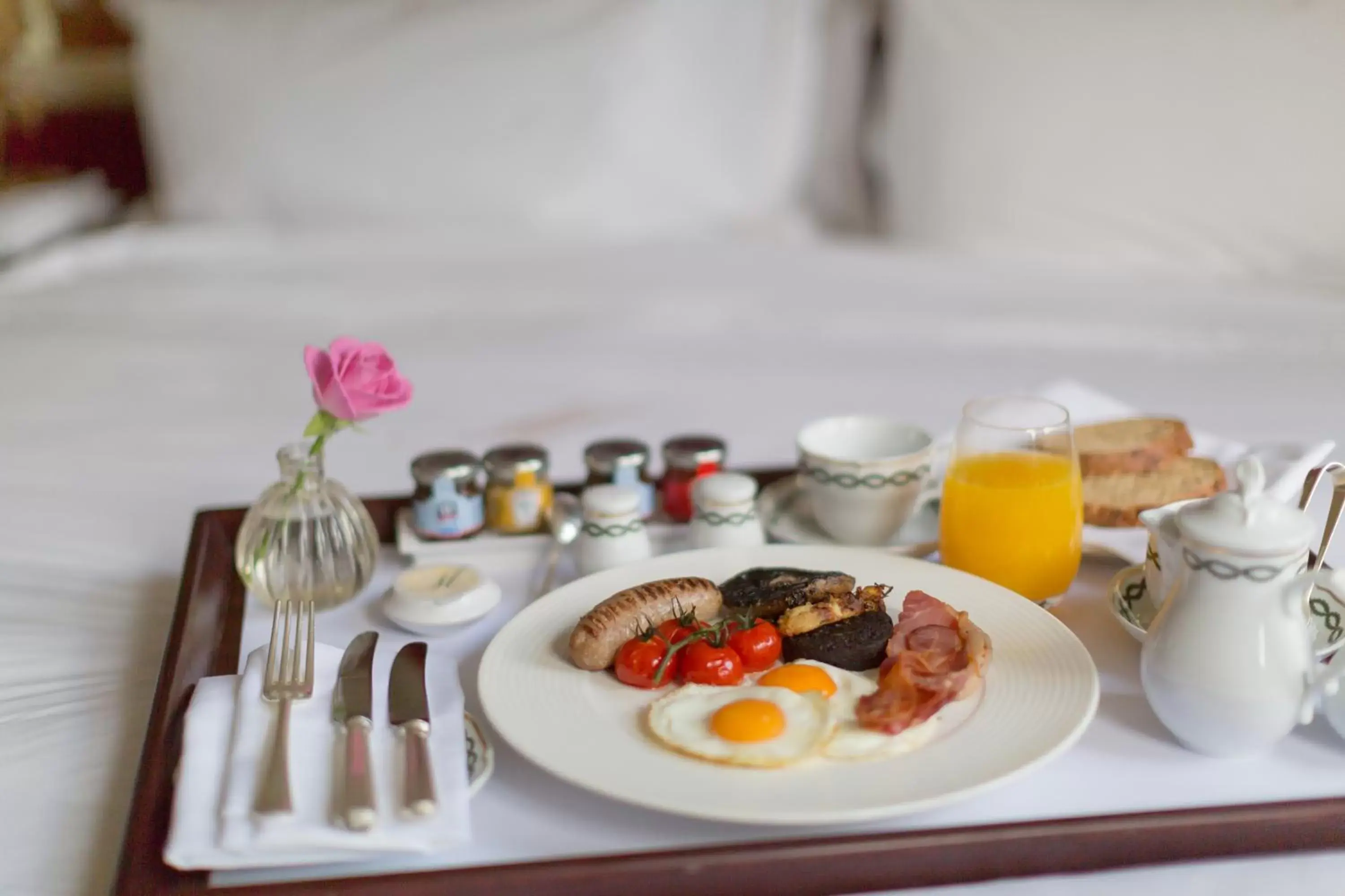 Breakfast in Milestone Hotel Kensington