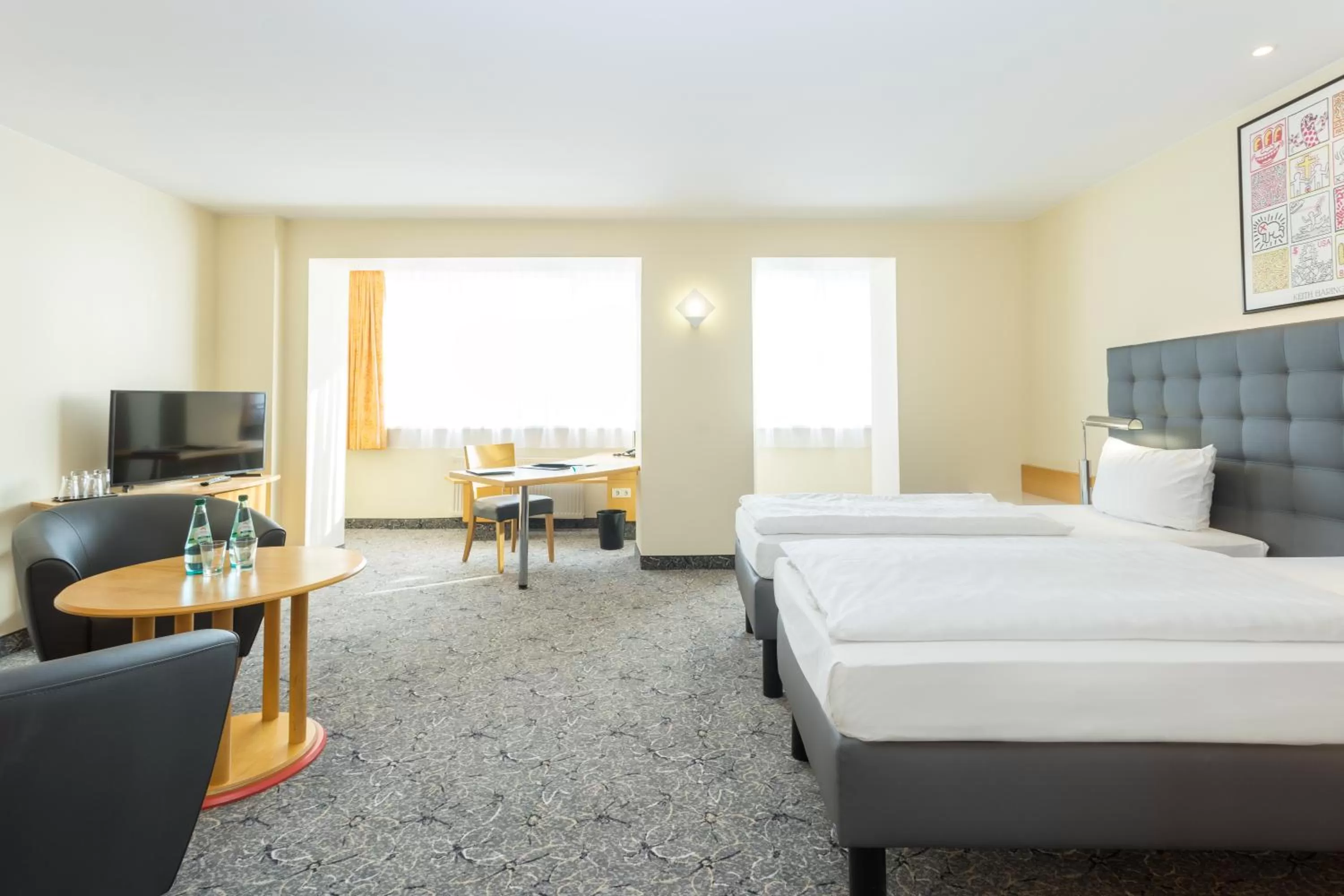 Photo of the whole room in ABACUS Tierpark Hotel