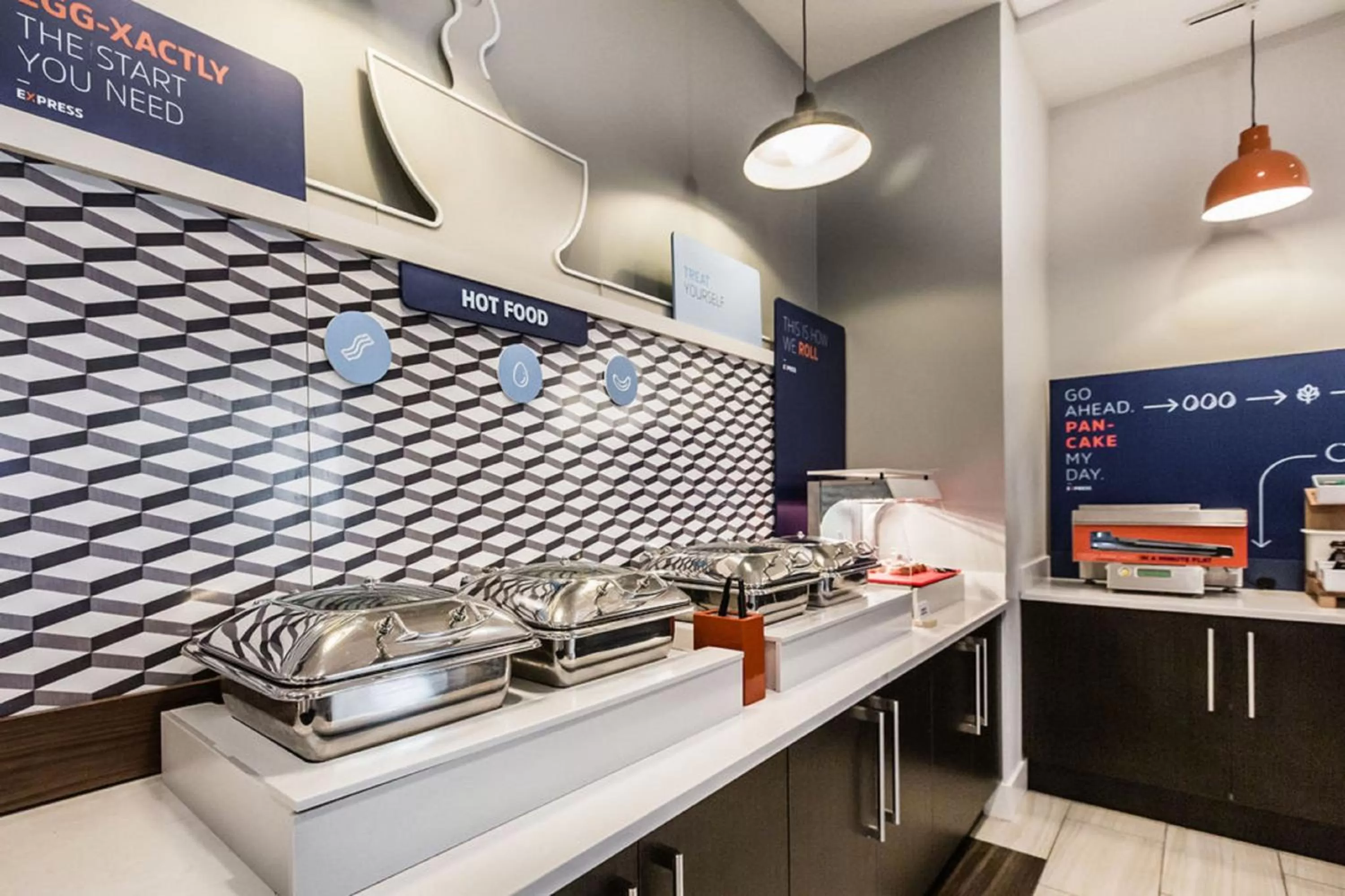 Breakfast in Holiday Inn Express & Suites Edmonton N - St Albert by IHG