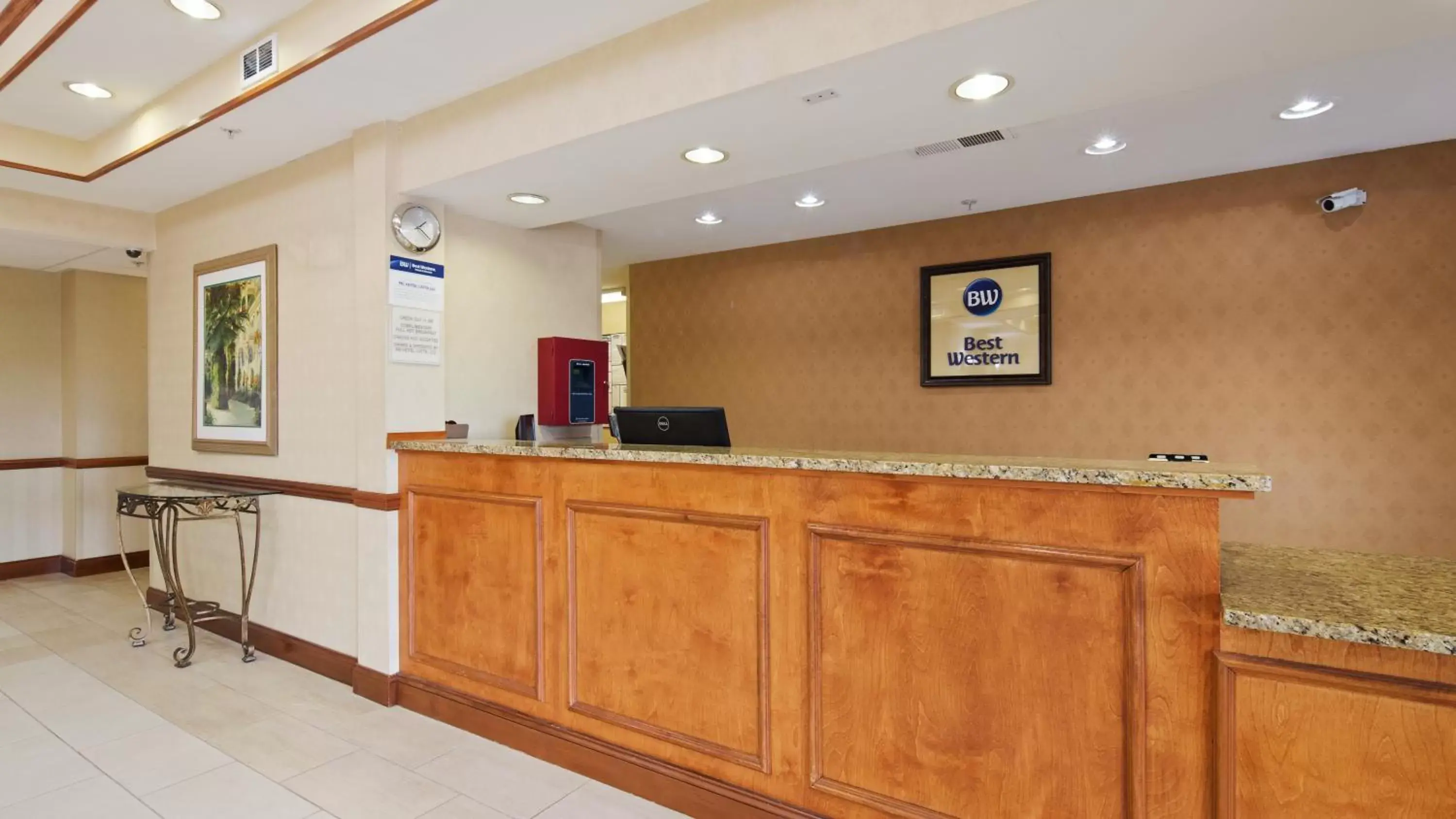 Lobby or reception, Lobby/Reception in Best Western Executive Inn - Latta