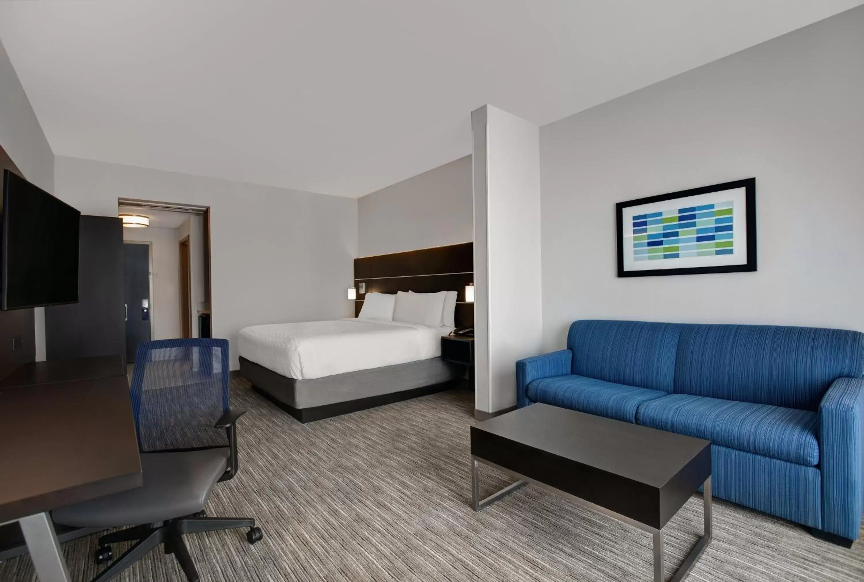 Photo of the whole room in Holiday Inn Express & Suites - Milwaukee - Brookfield, an IHG Hotel