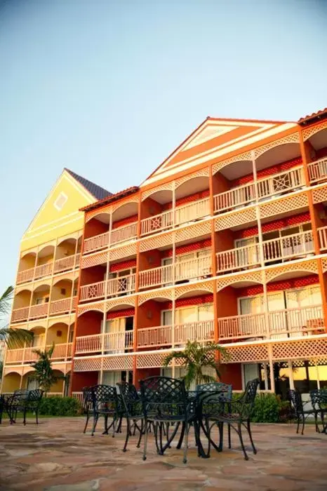 Patio, Property Building in Pelican Bay Hotel