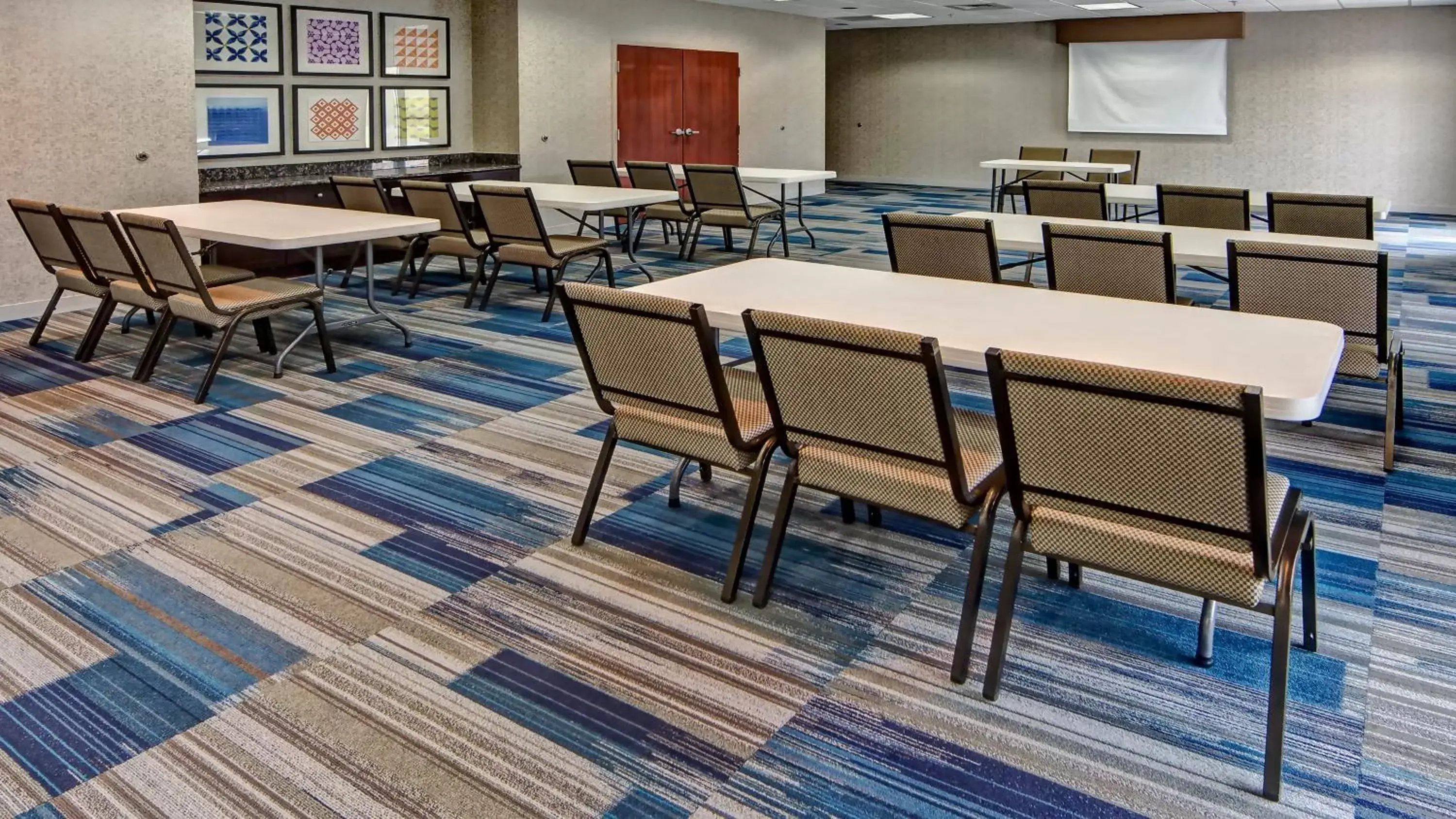 Meeting/conference room in Holiday Inn Express & Suites Cookeville, an IHG Hotel