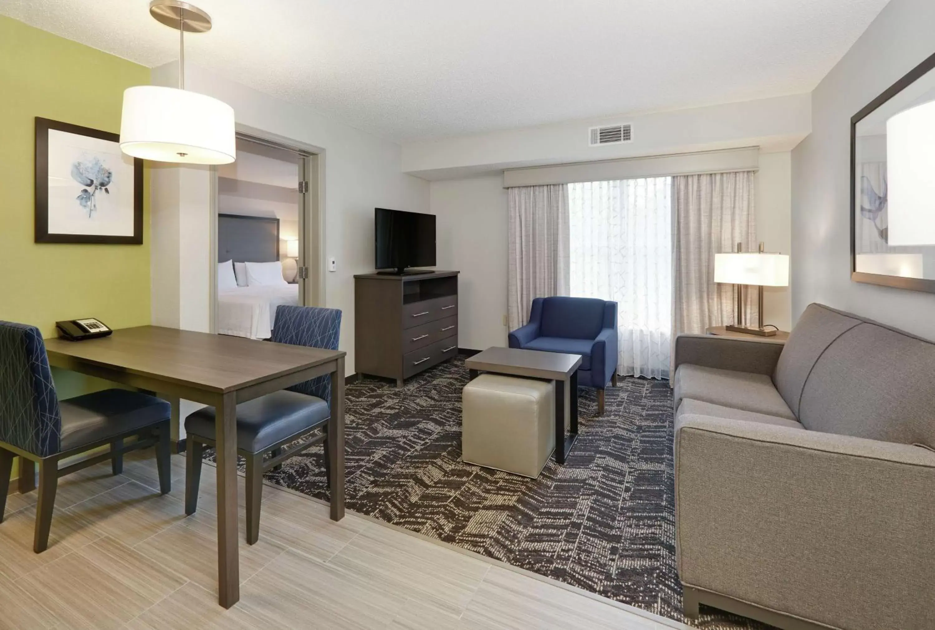 Bedroom, Seating Area in Homewood Suites by Hilton Saint Louis-Chesterfield