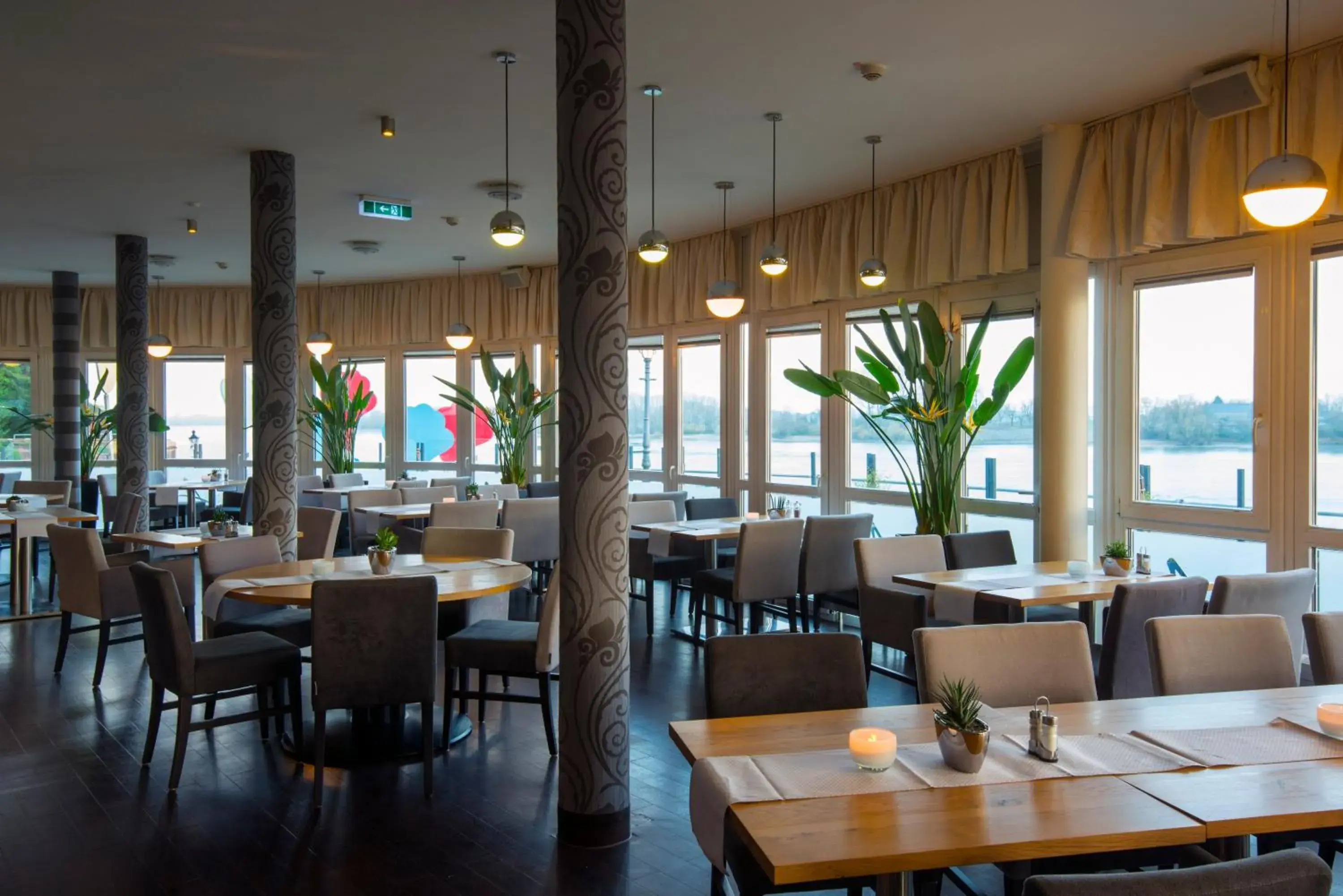 Restaurant/Places to Eat in Hotel Rheinpark Rees