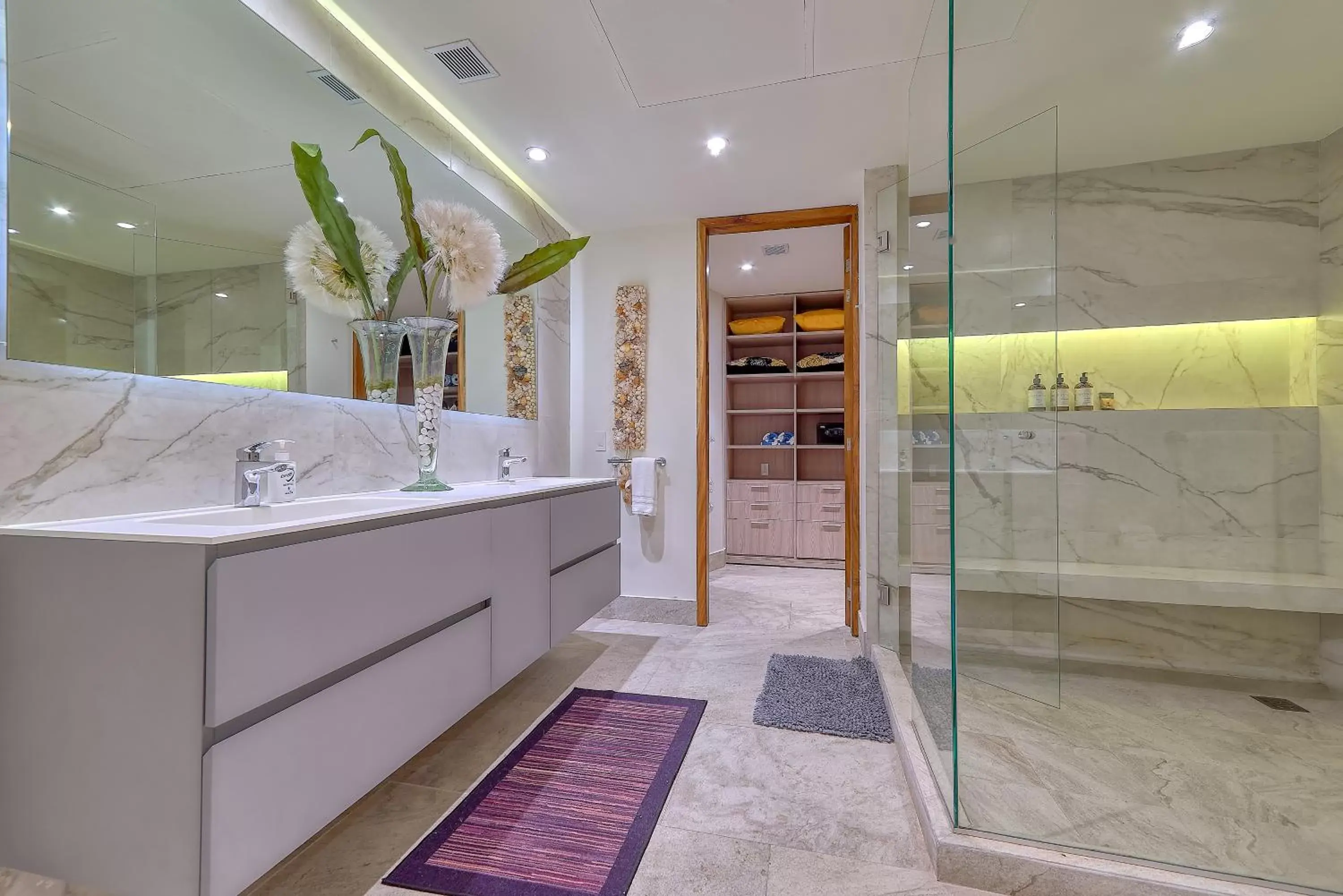 Bathroom in Maxwell Residences at Indah