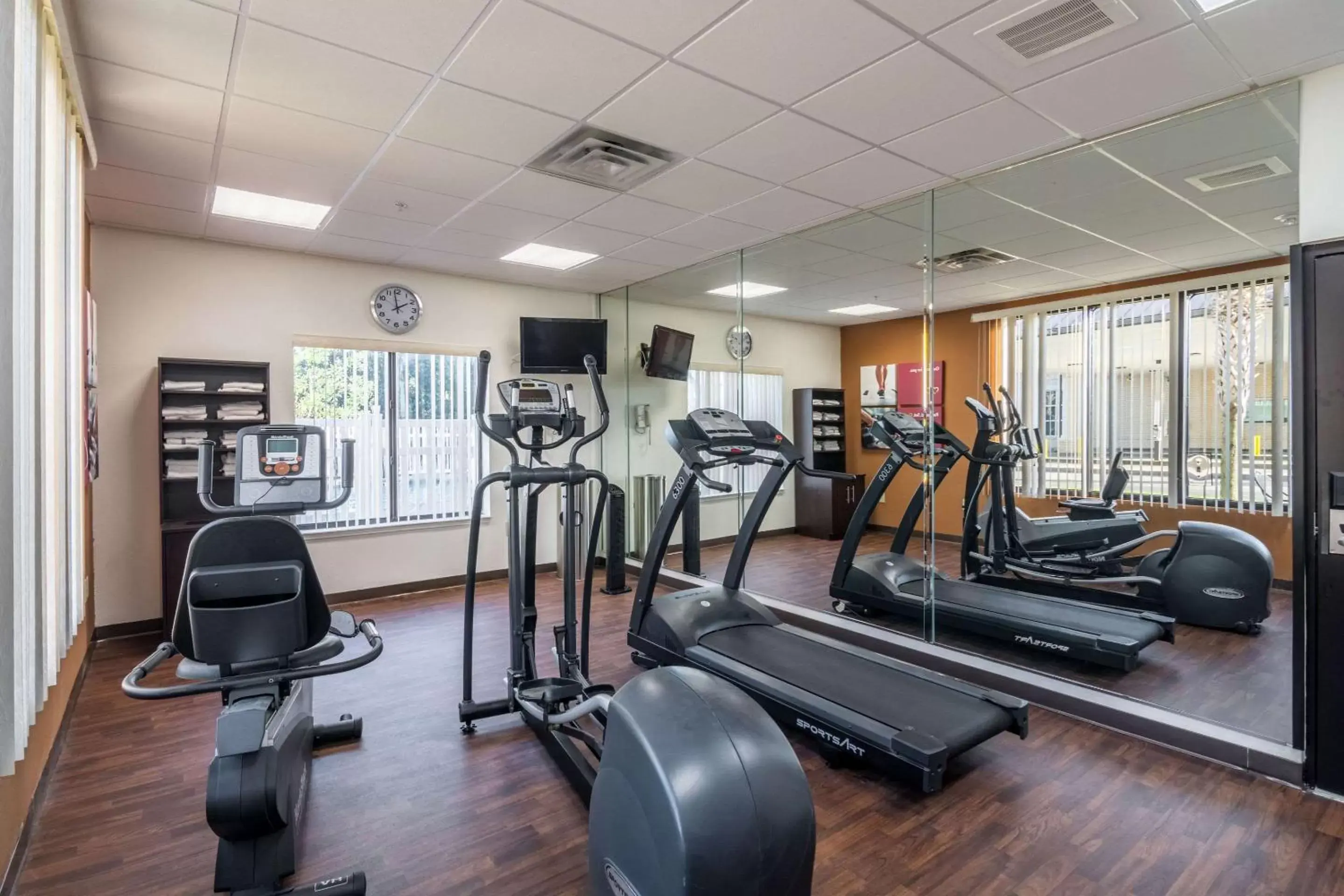 Fitness centre/facilities, Fitness Center/Facilities in Comfort Suites