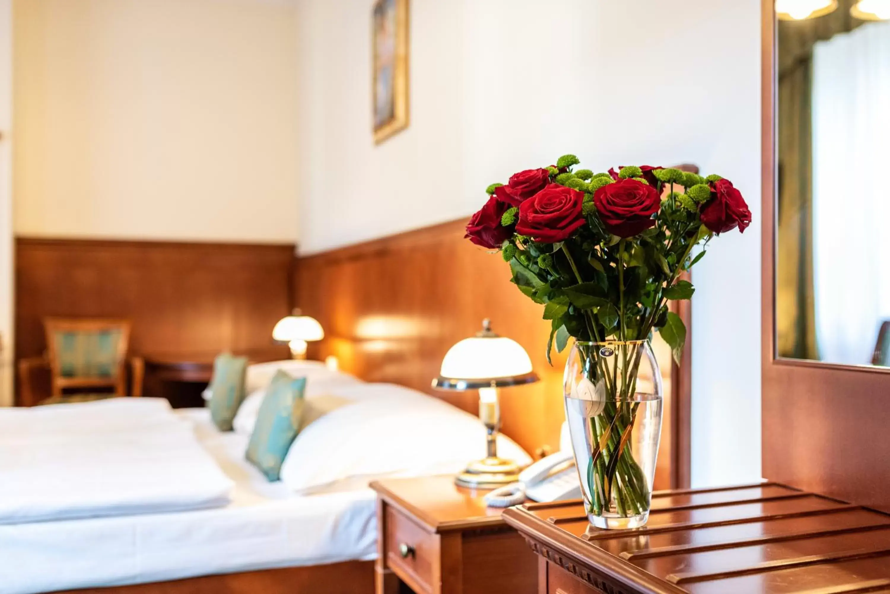 Bedroom, Restaurant/Places to Eat in Arkada Hotel Praha