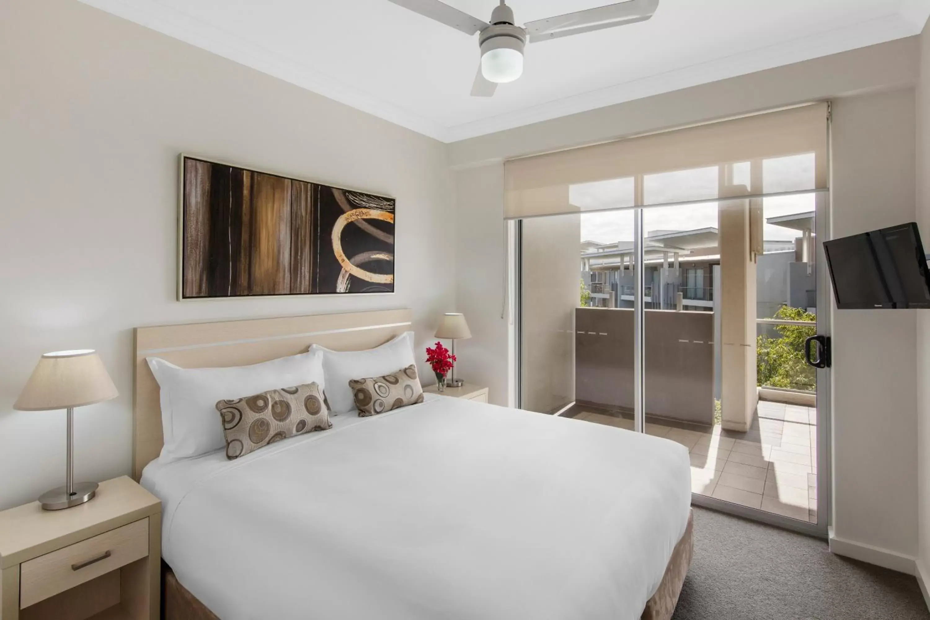 Bedroom, Room Photo in Oaks Brisbane Mews Suites