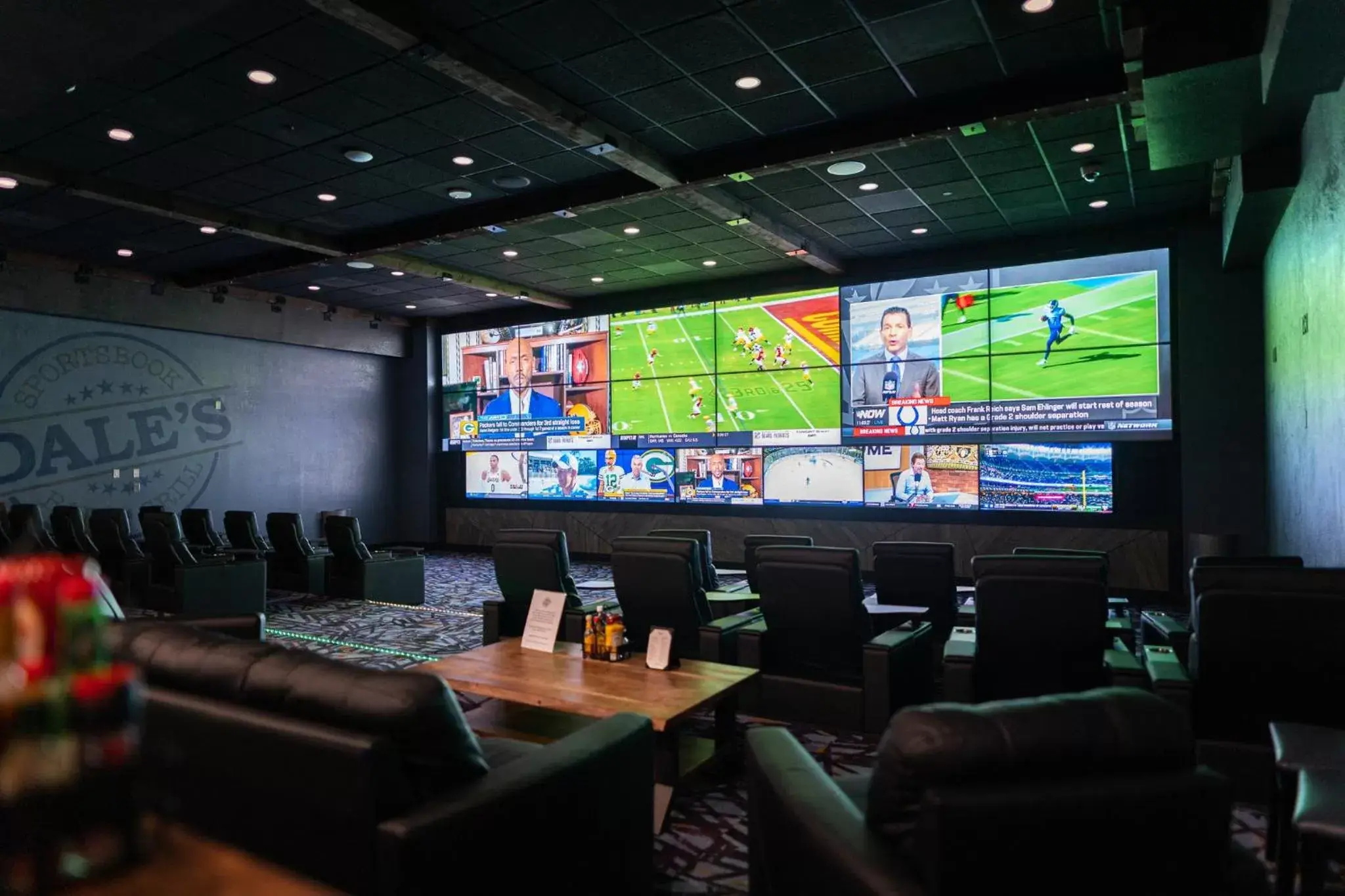 Lounge or bar, Lounge/Bar in Holiday Inn Resort Deadwood Mountain Grand, an IHG Hotel