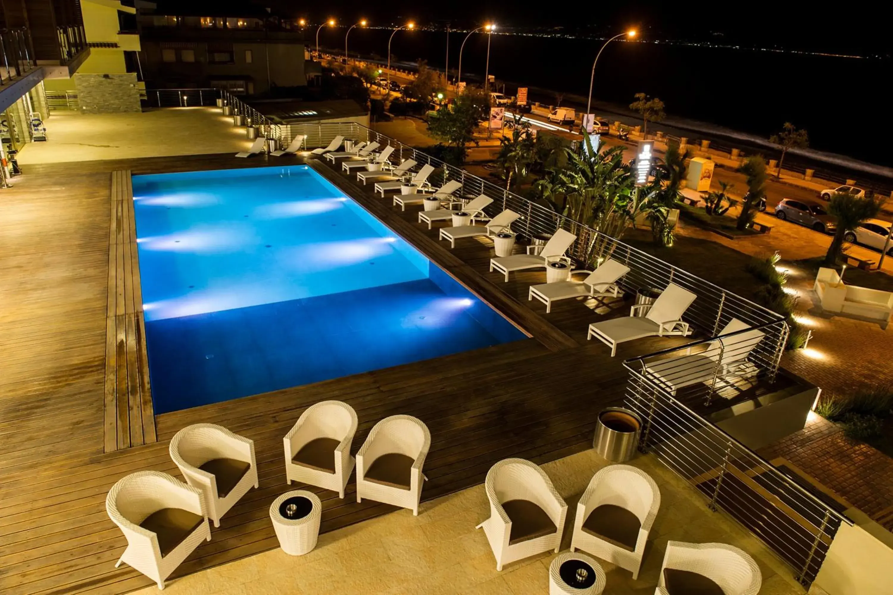 Swimming pool, Pool View in Main Palace Hotel