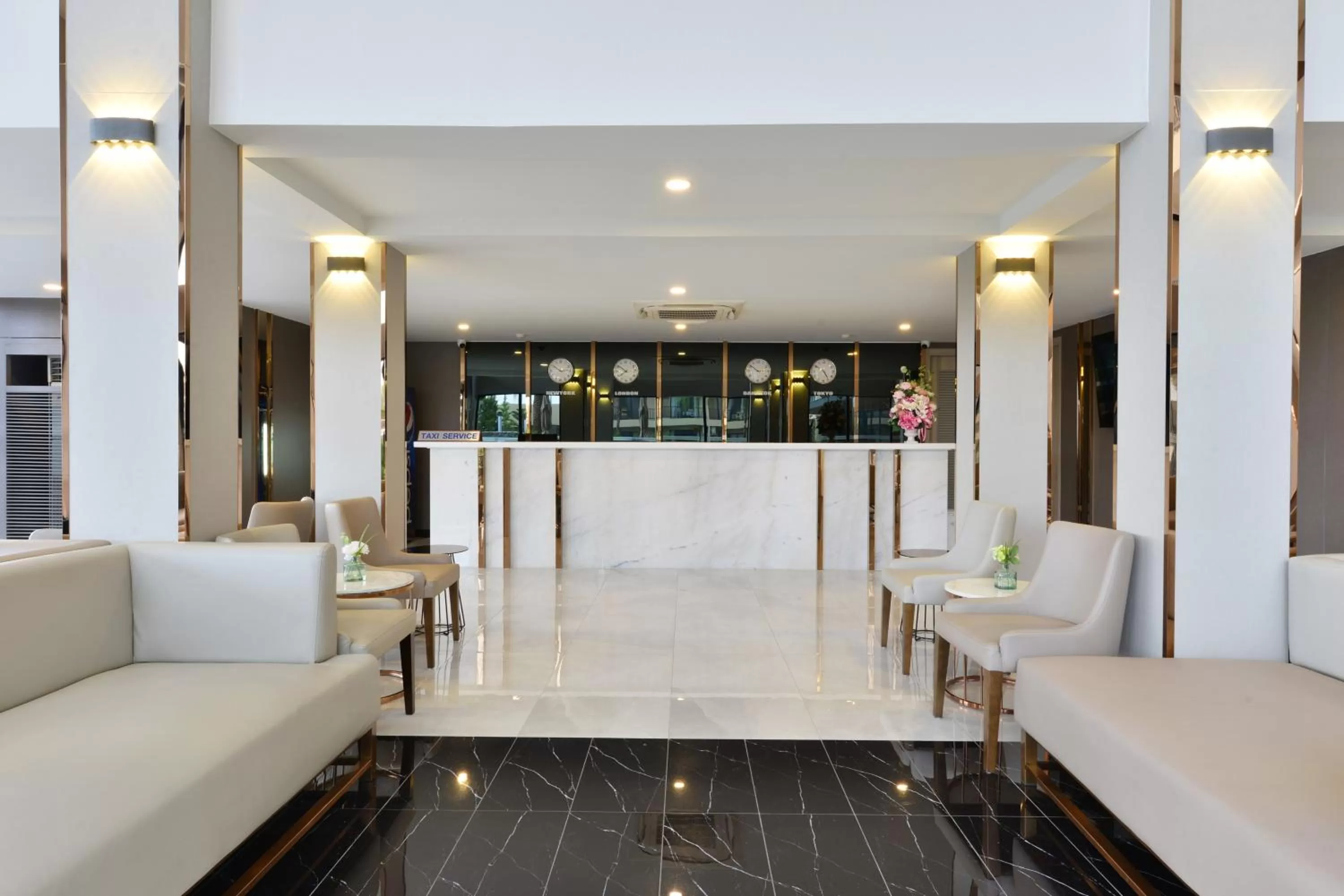 Lobby or reception in BS Residence Suvarnabhumi